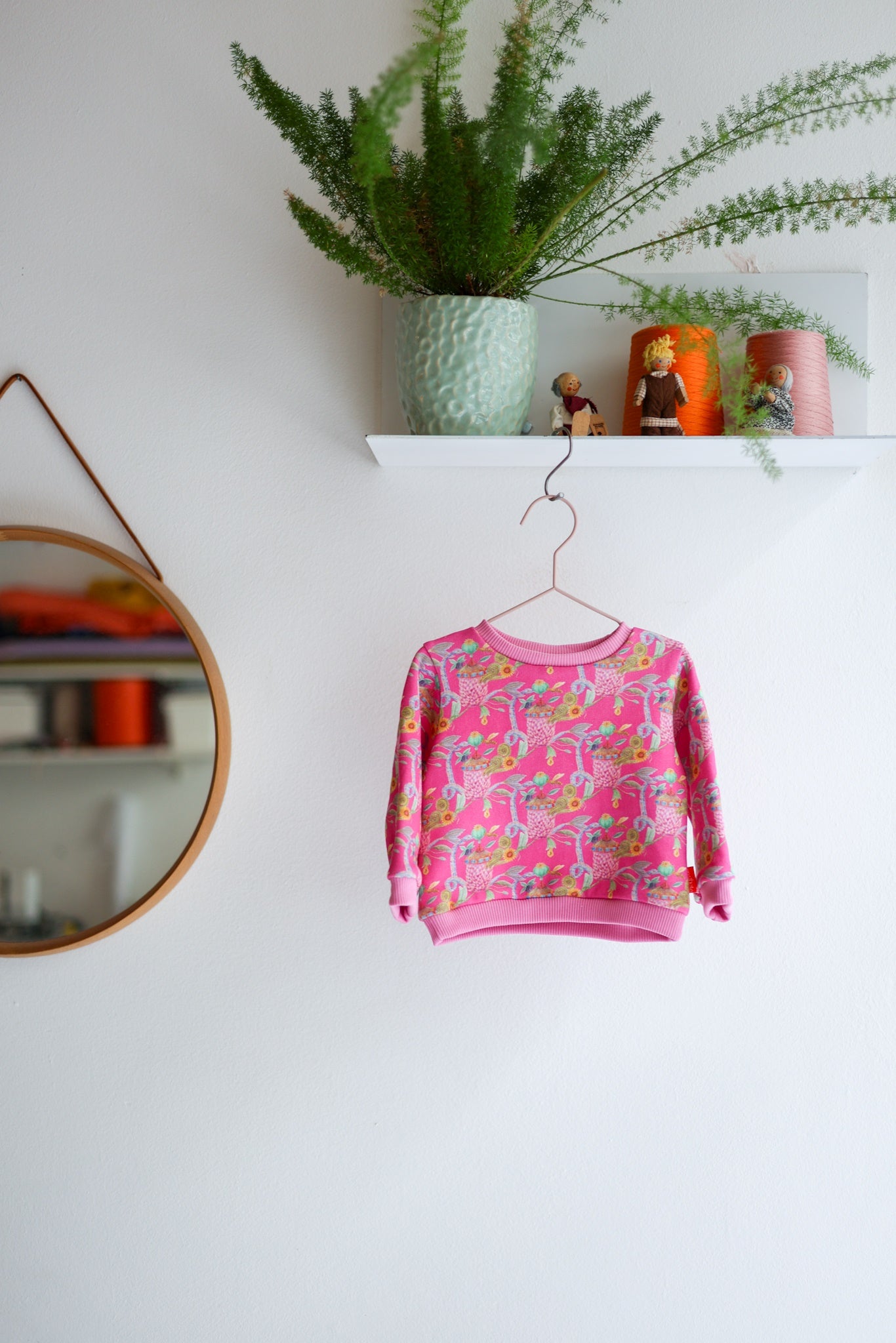 Babies organic cotton sweatshirt.