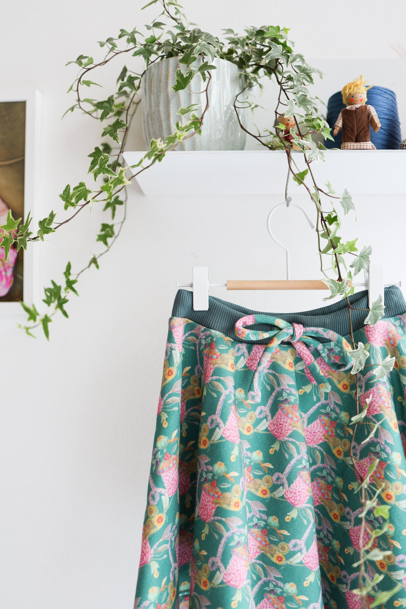 Kids organic cotton sweat flared skirt.