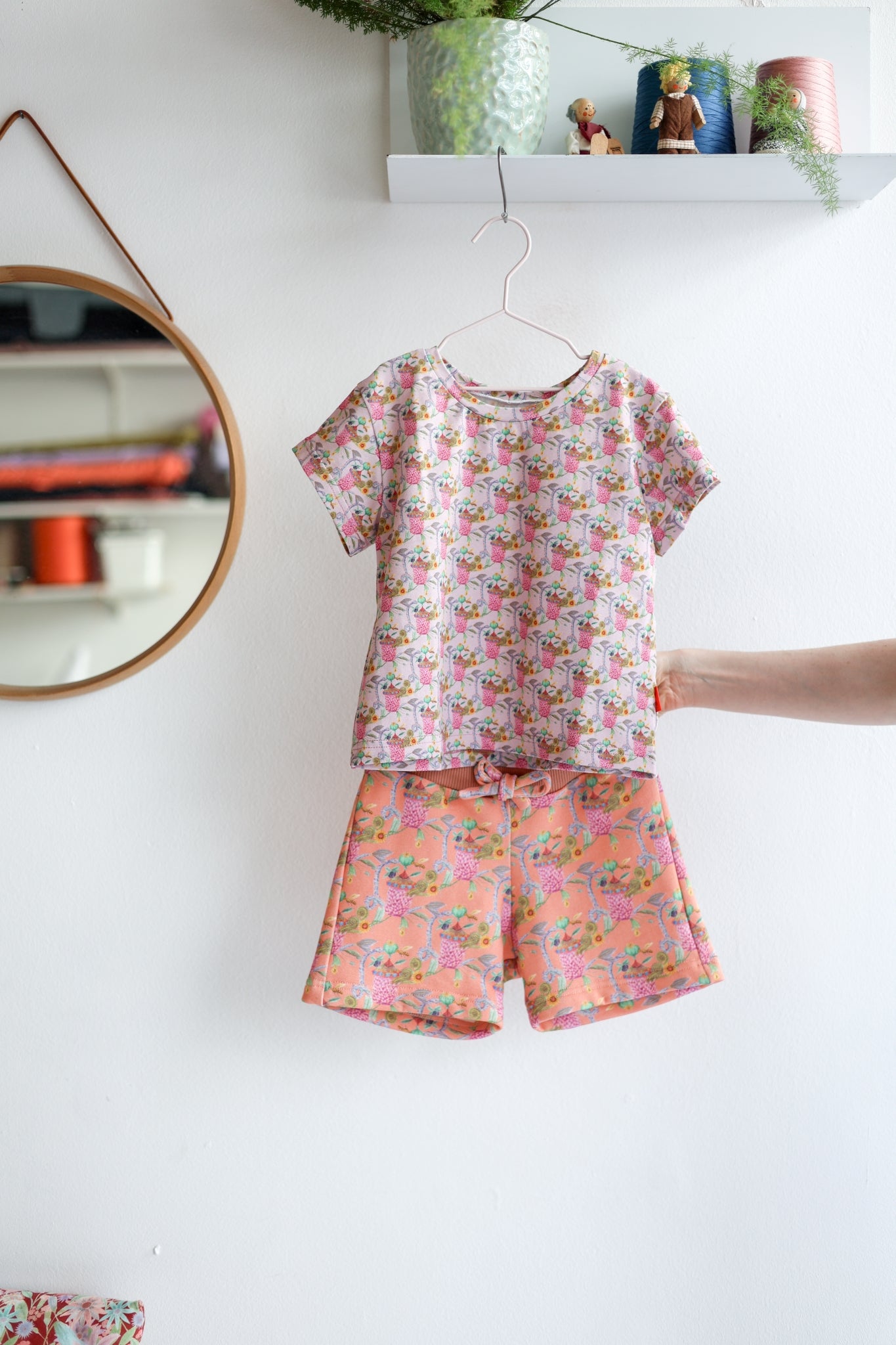 Organic cotton kids t-shirt and shorts.