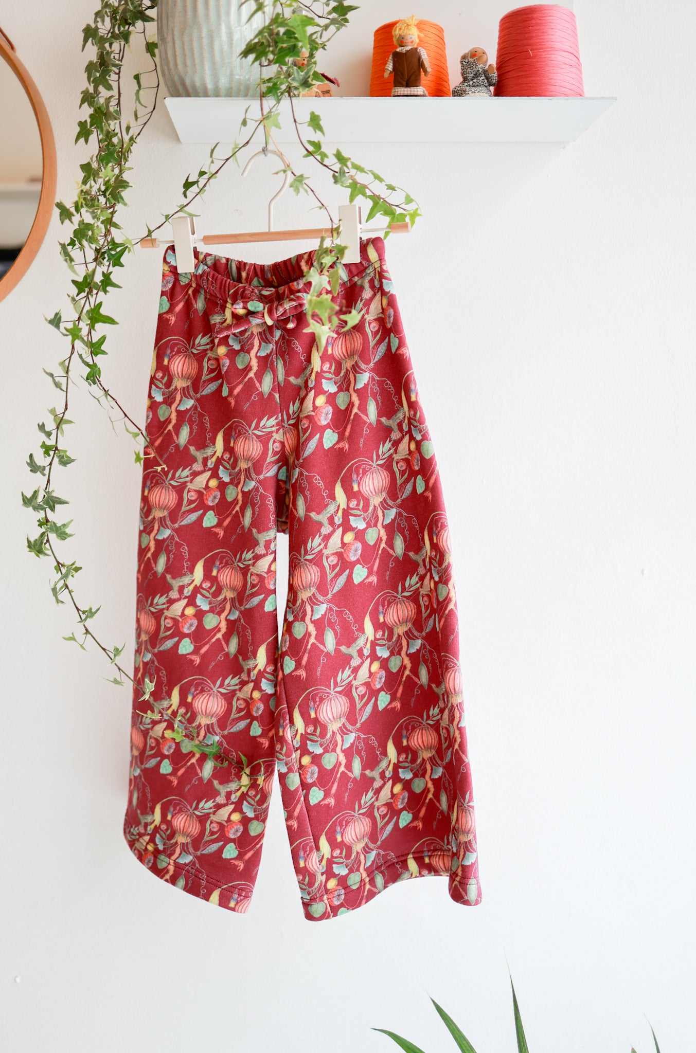Kids organic cotton extra wide pants.