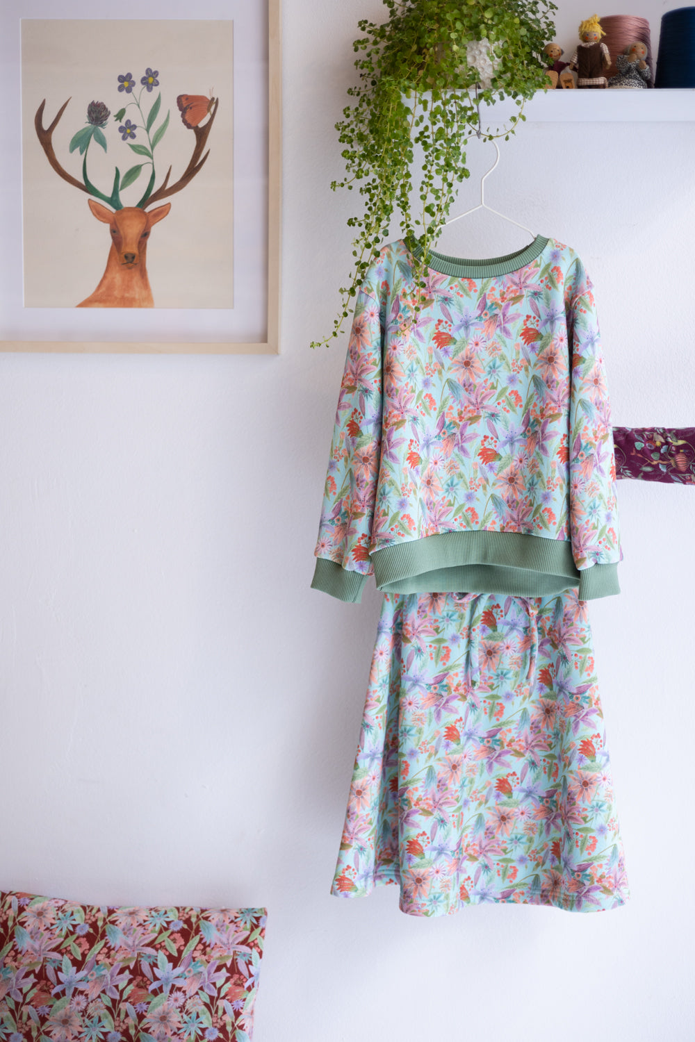 Kids organic cotton sweat flared skirt.