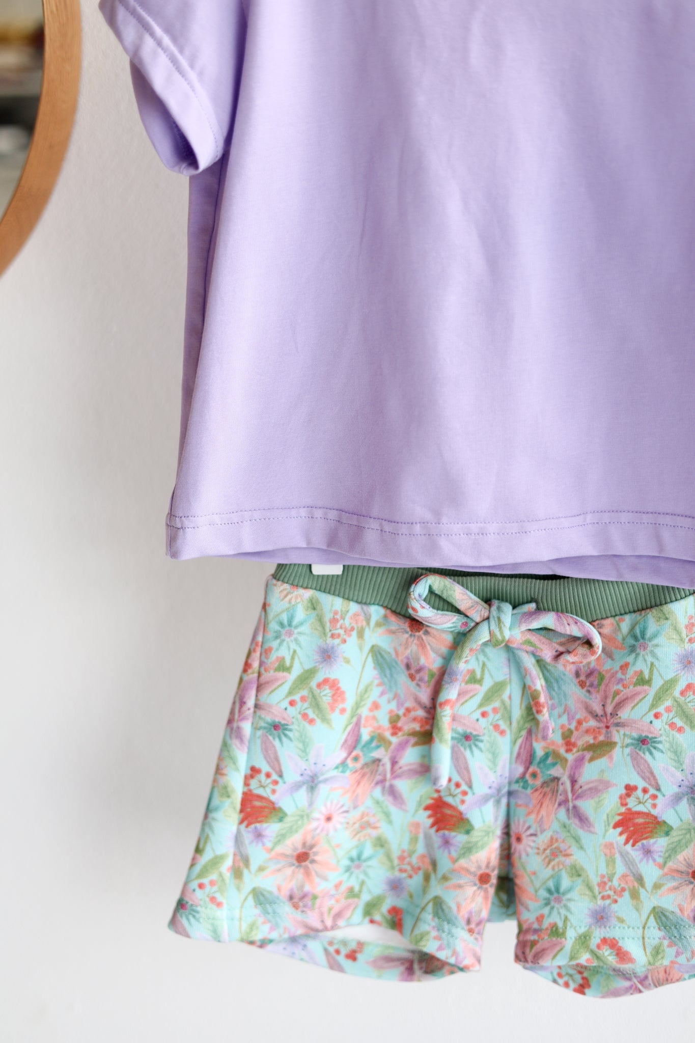 Organic cotton kids t-shirt and shorts.