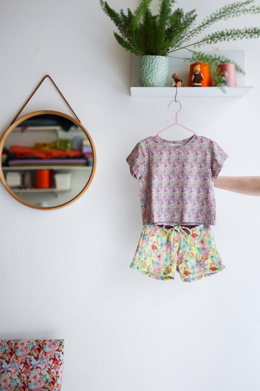 Organic cotton kids t-shirt and shorts.