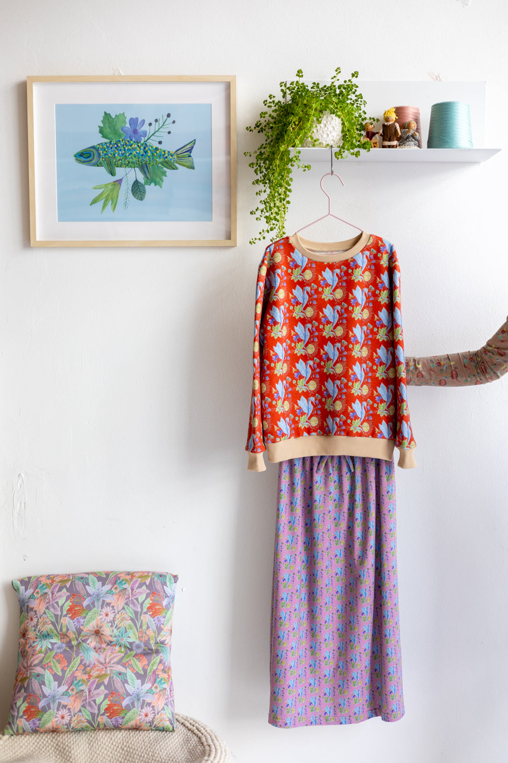 Kids organic cotton sweatshirt and long skirt.