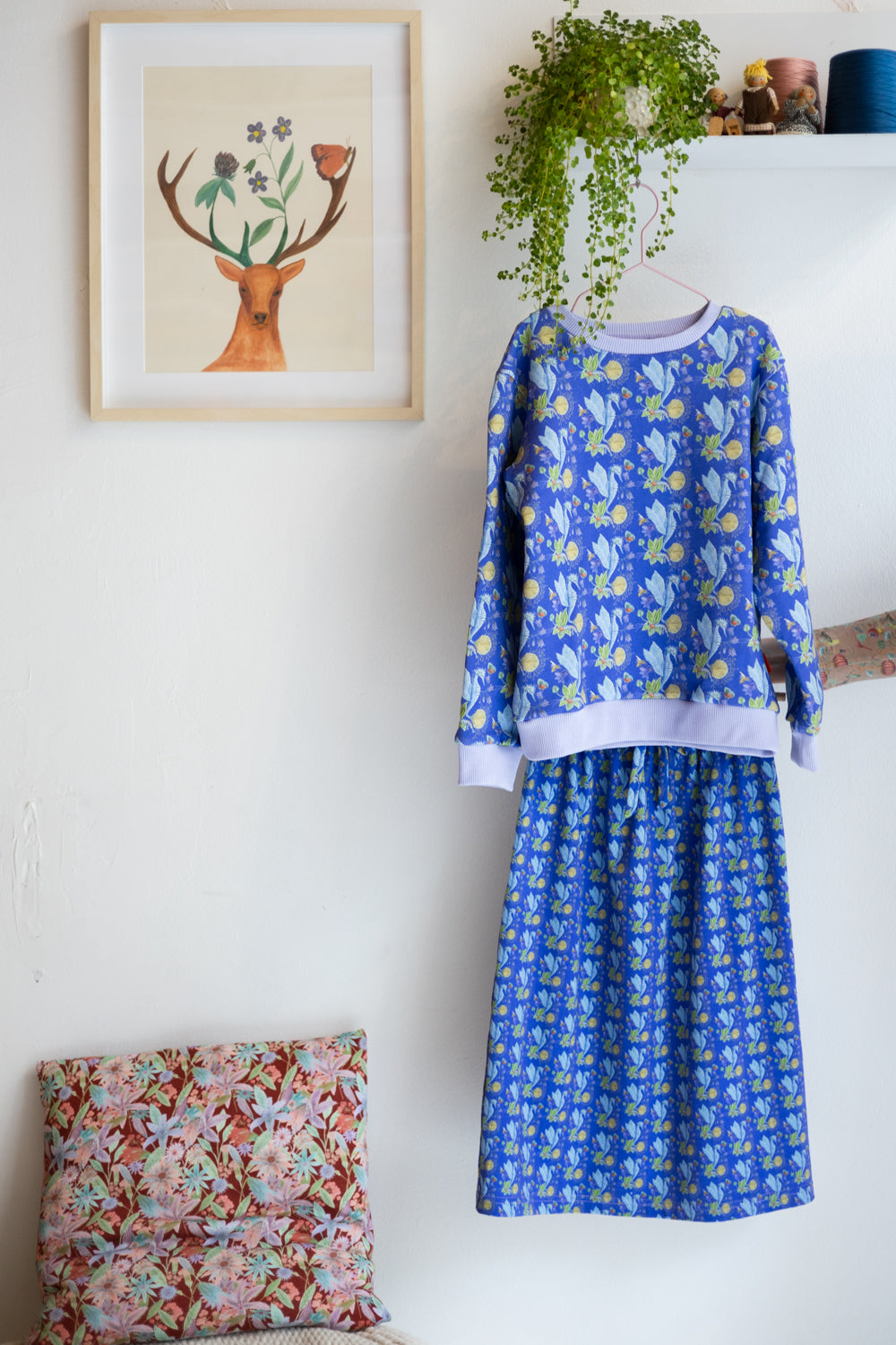 Kids organic cotton sweatshirt and long skirt.