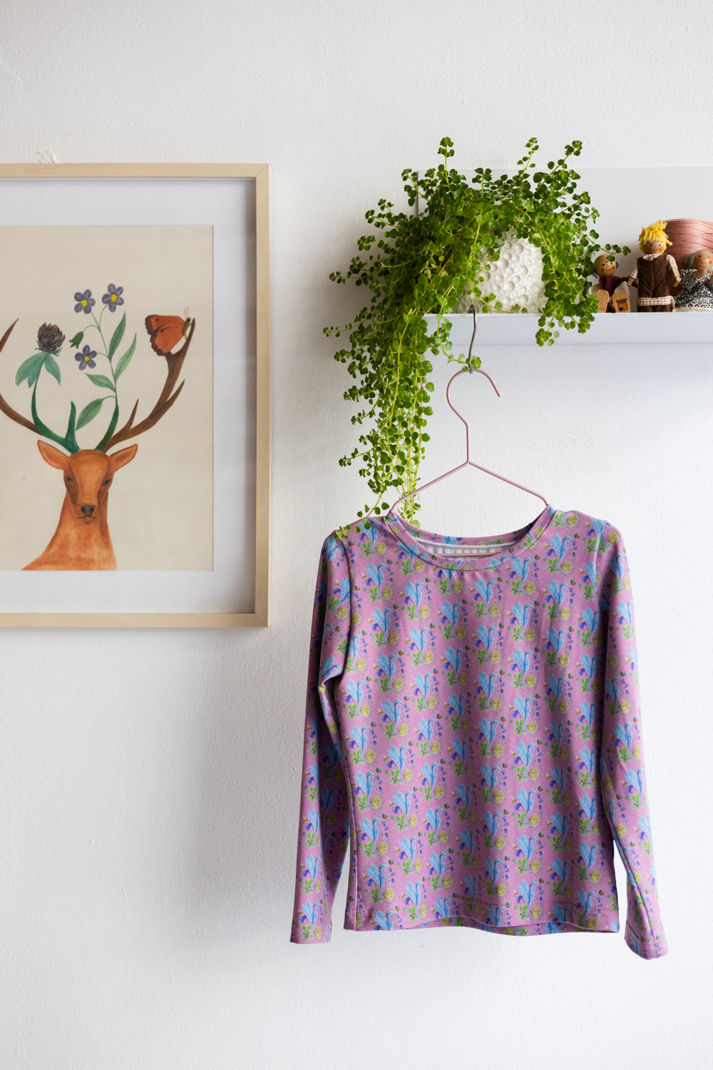 Kids organic cotton stretch jersey long sleve t-shirt.