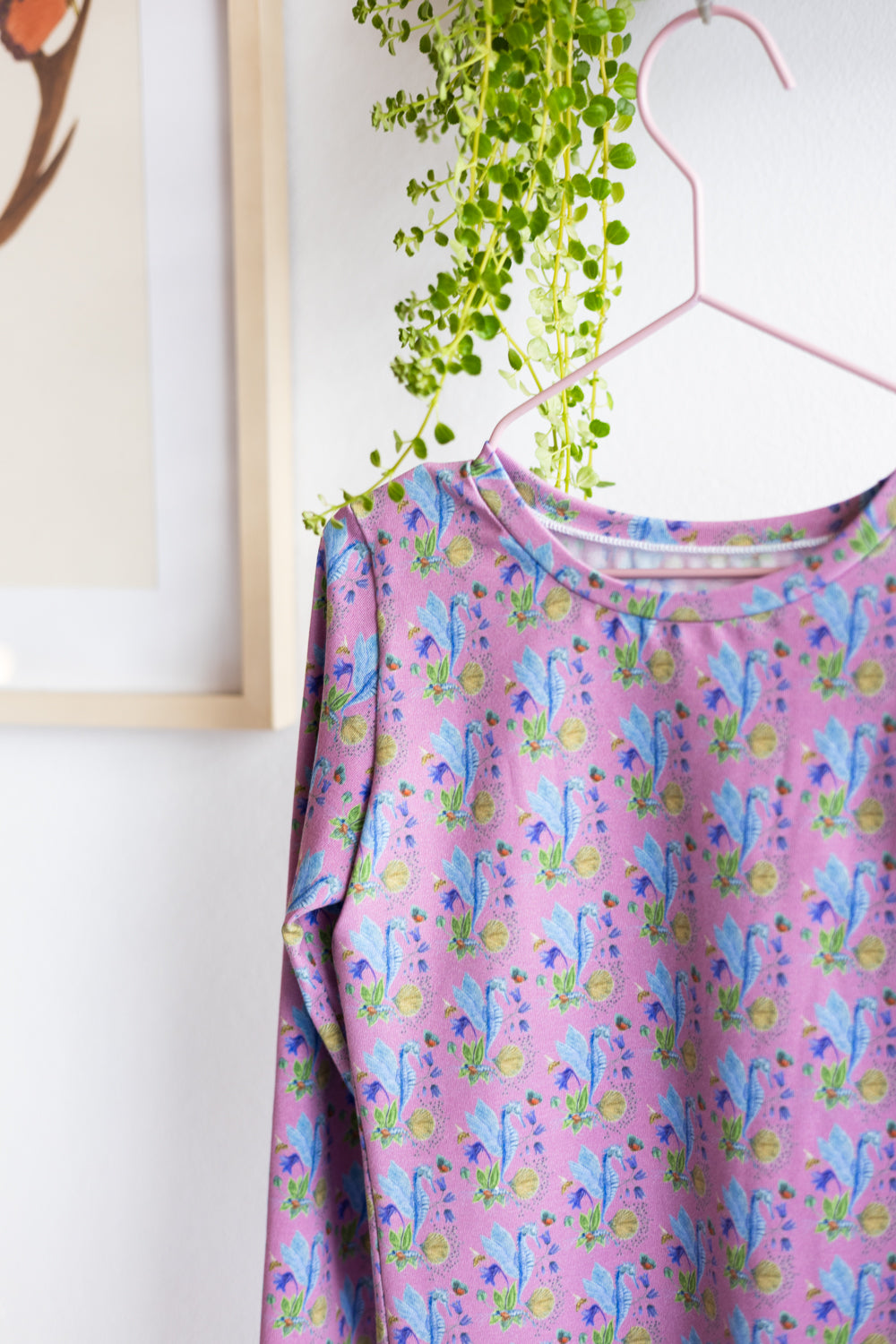Kids organic cotton stretch jersey long sleve t-shirt.