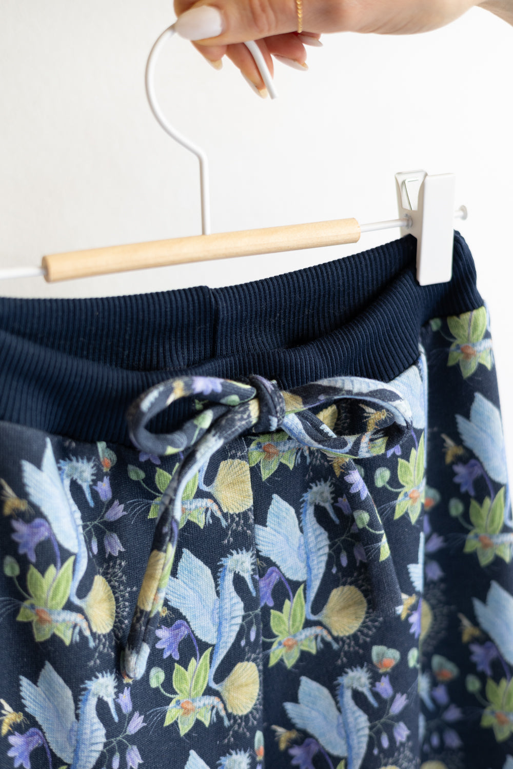 Kids organic cotton sweat pants.