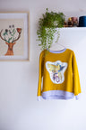 Girlish organic cotton sweatshirt.