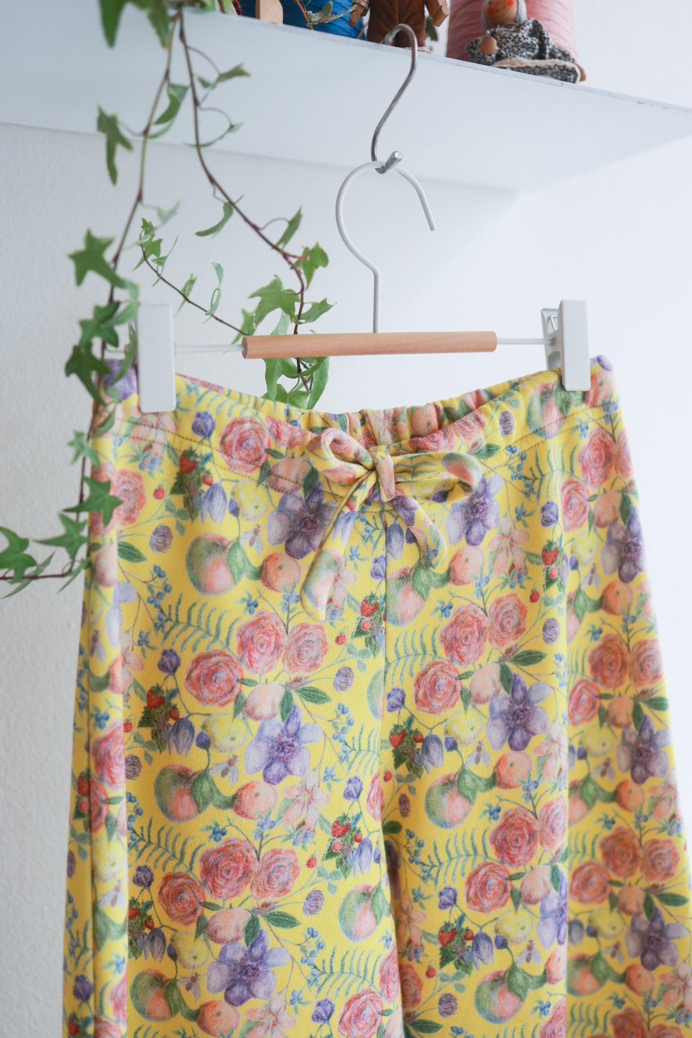 Kids organic cotton extra wide pants.