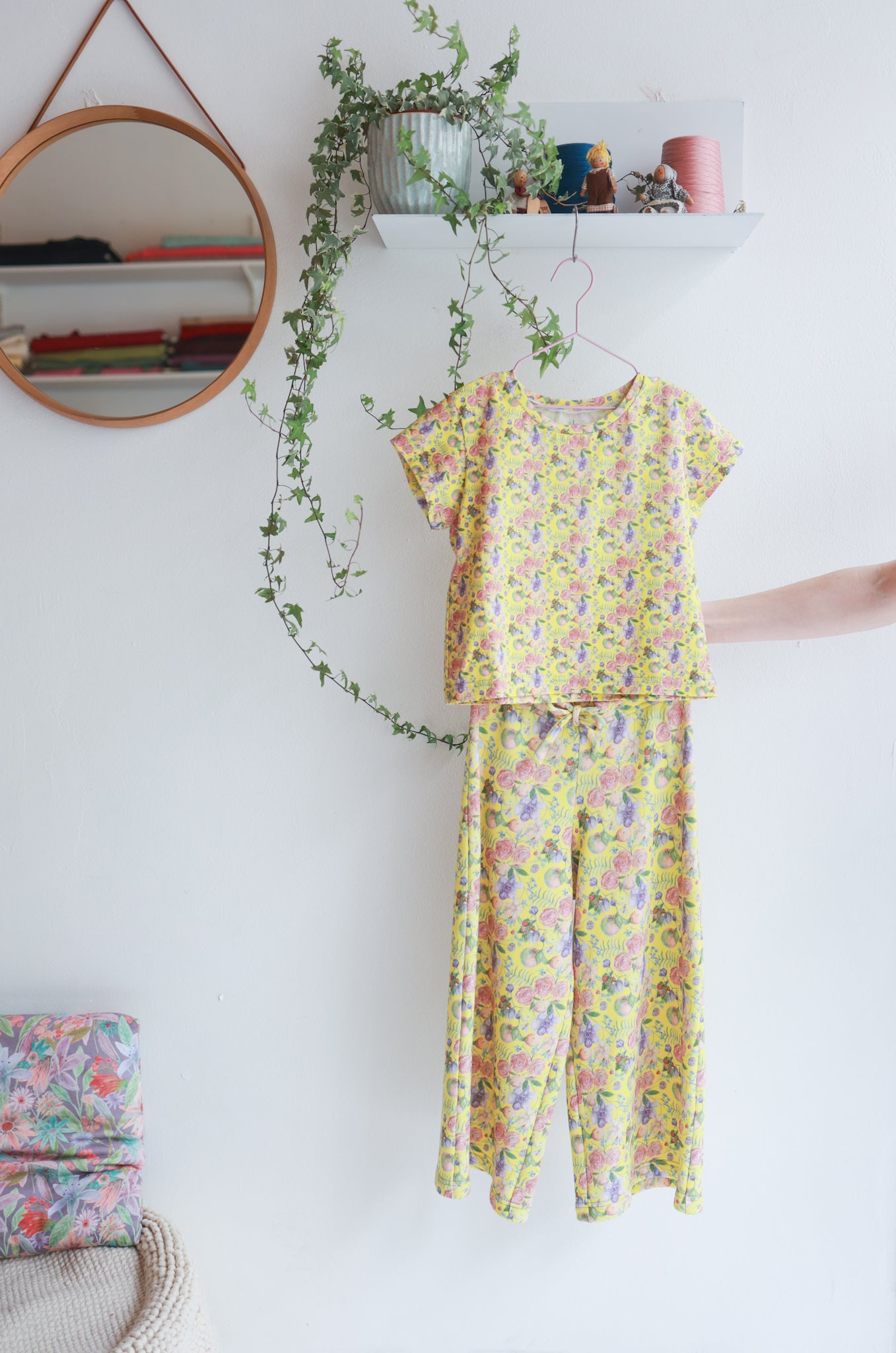 Kids organic cotton extra wide pants.
