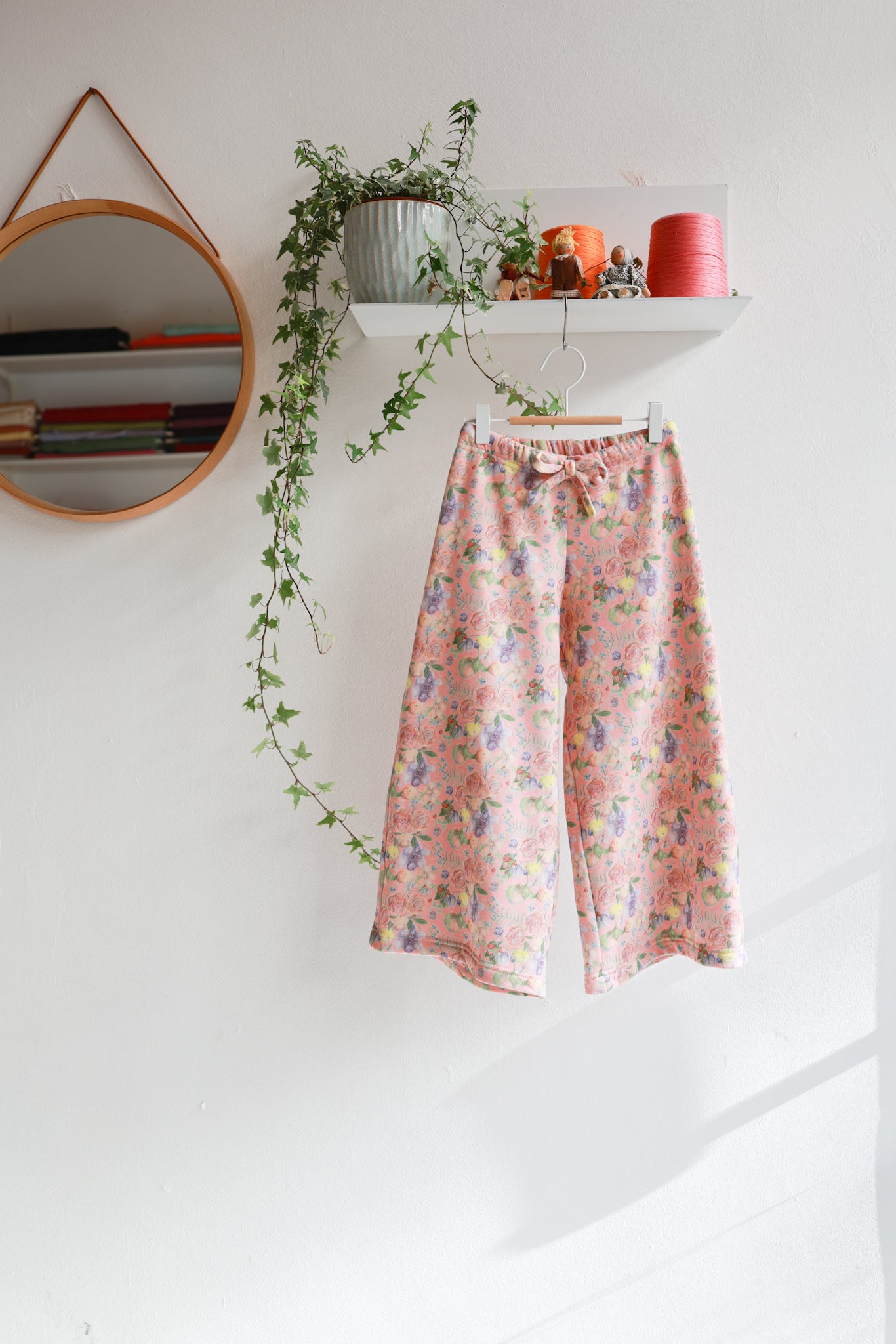 Kids organic cotton extra wide pants.