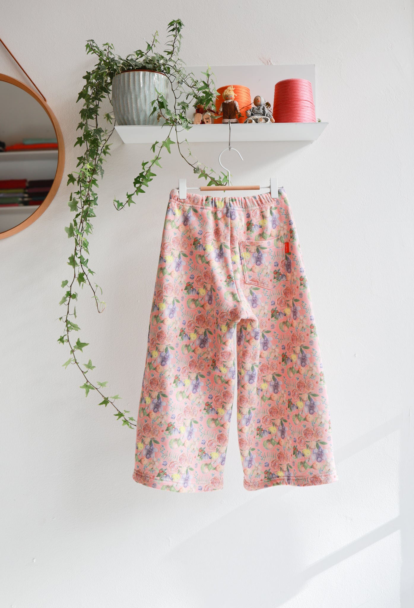 Kids organic cotton extra wide pants.