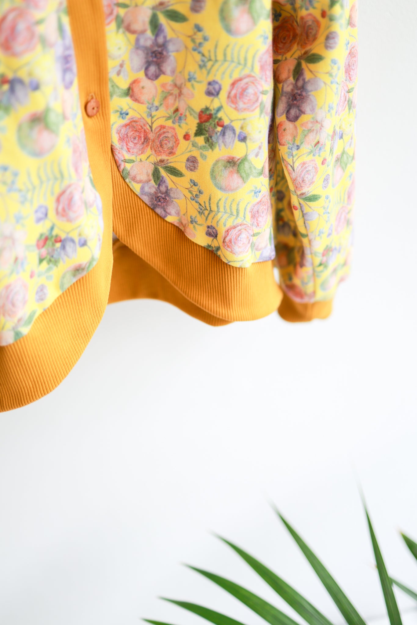 Kids organic cotton sweat oversized cardigan.