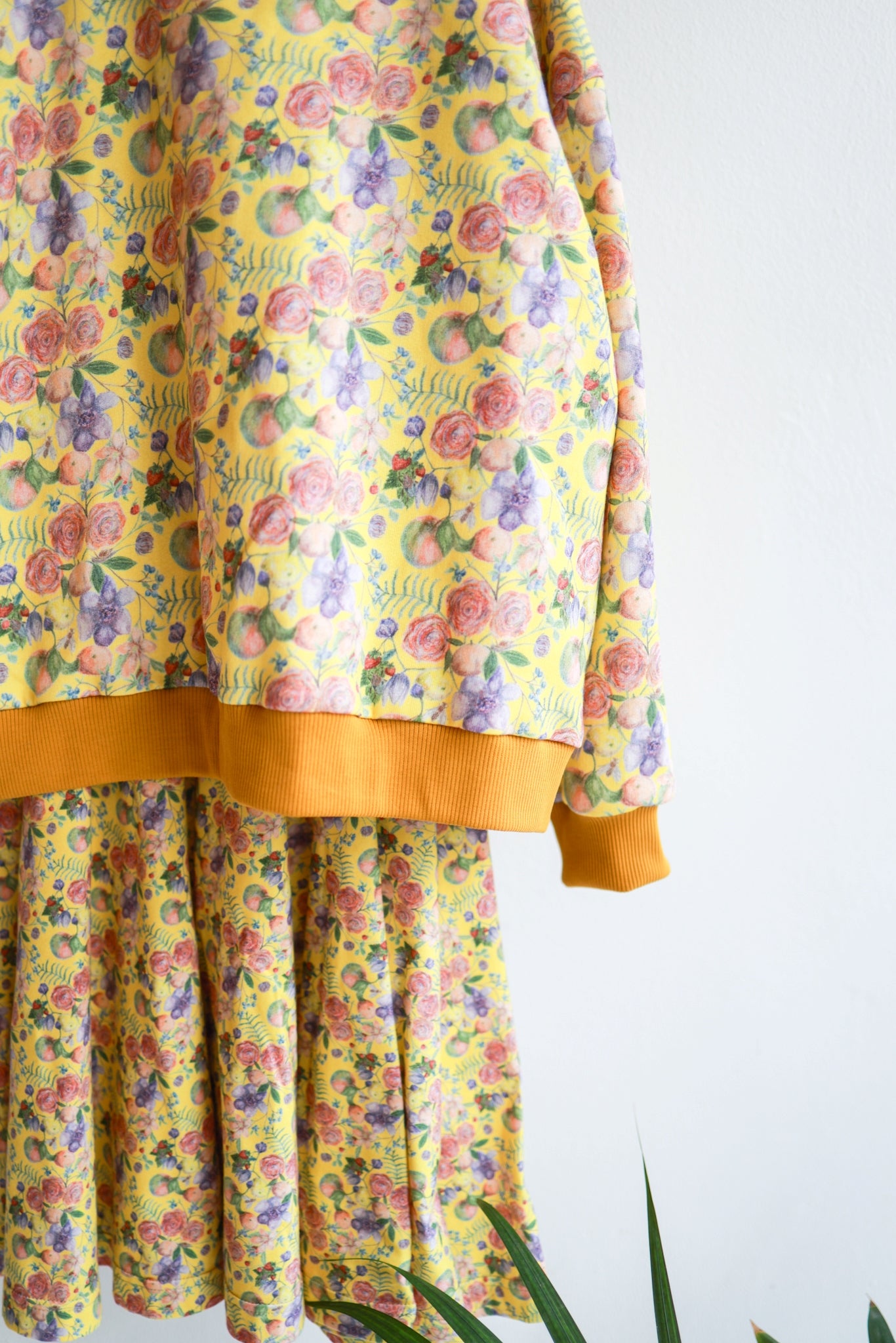 Kids organic cotton sweat oversized cardigan.