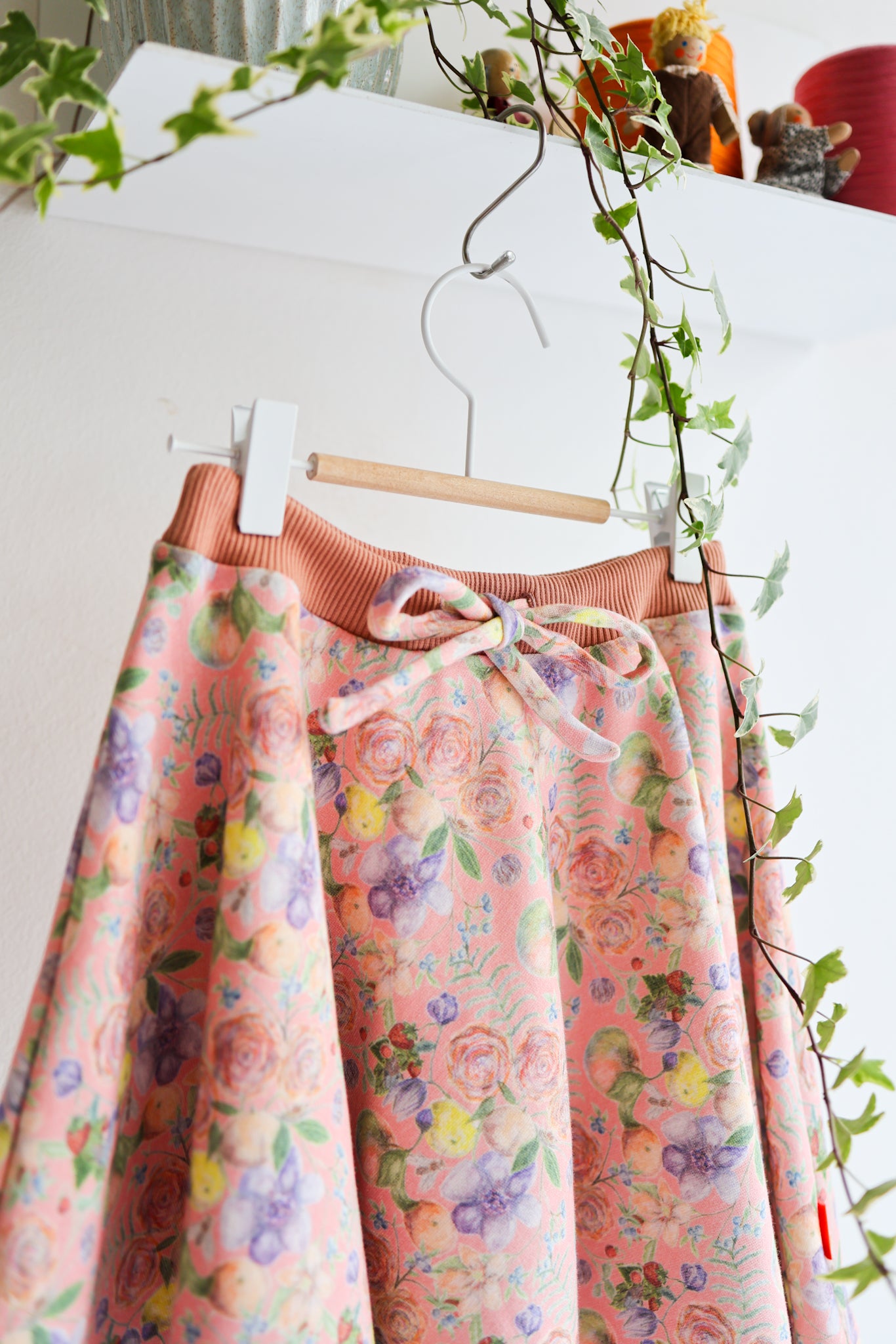 Kids organic cotton sweat extra flared skirt.