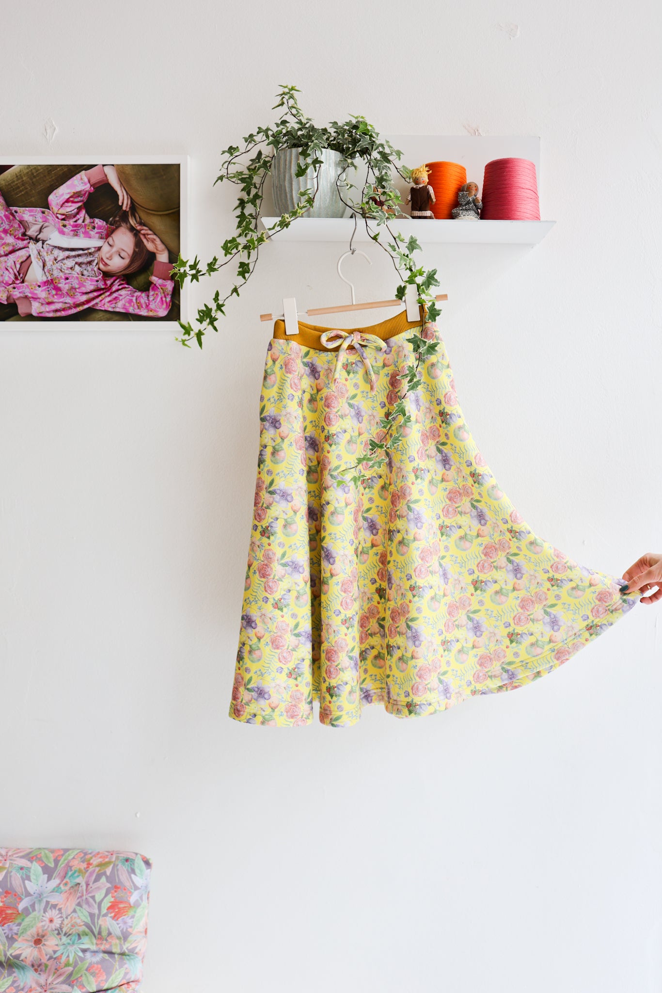 Kids organic cotton sweat flared skirt.