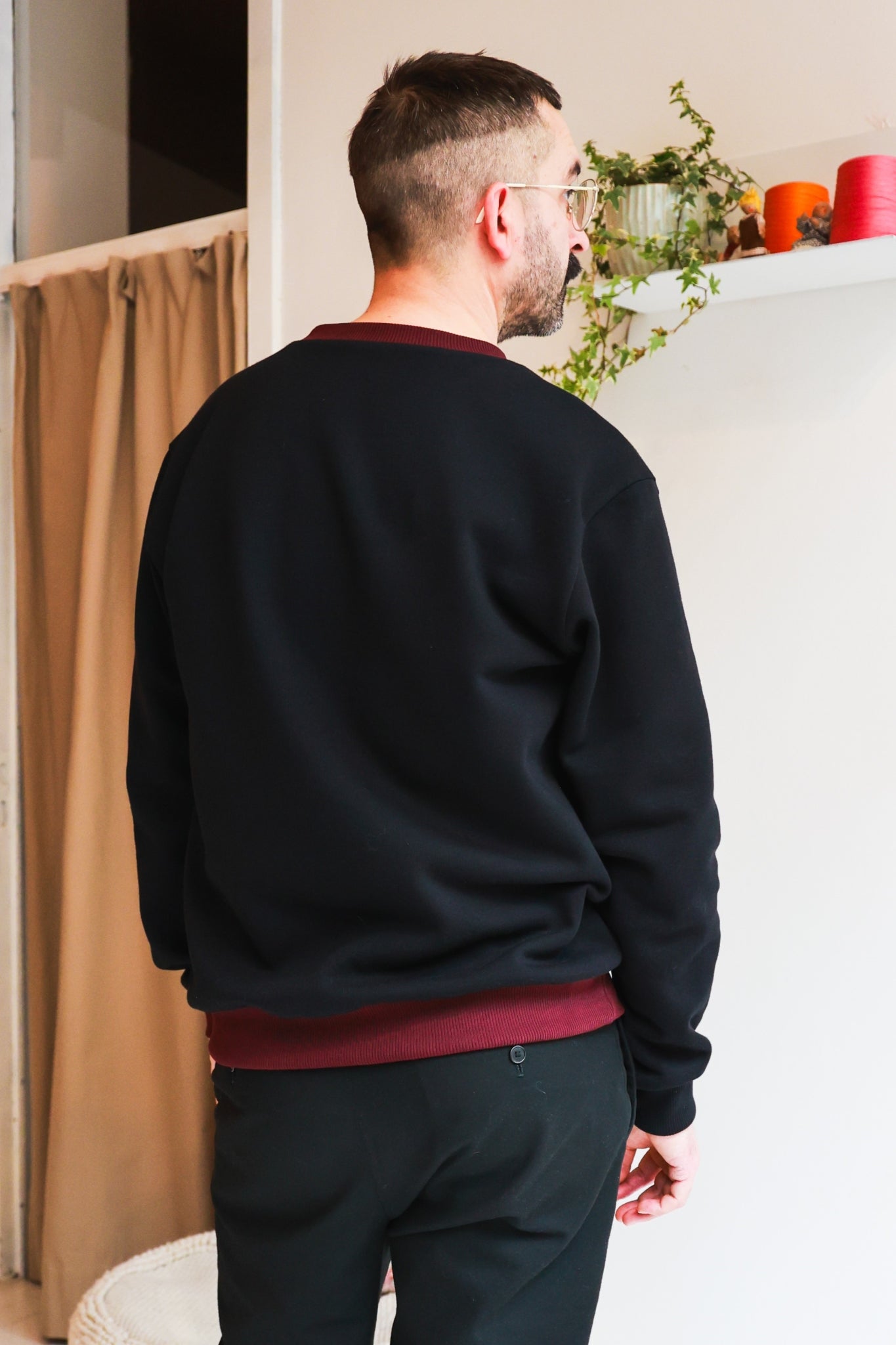 Men organic cotton sweatshirt.