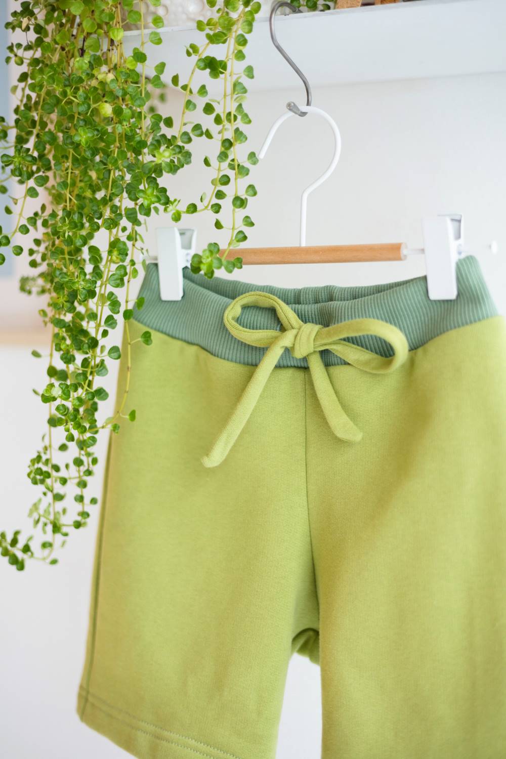 Organic cotton sweat kids shorts.