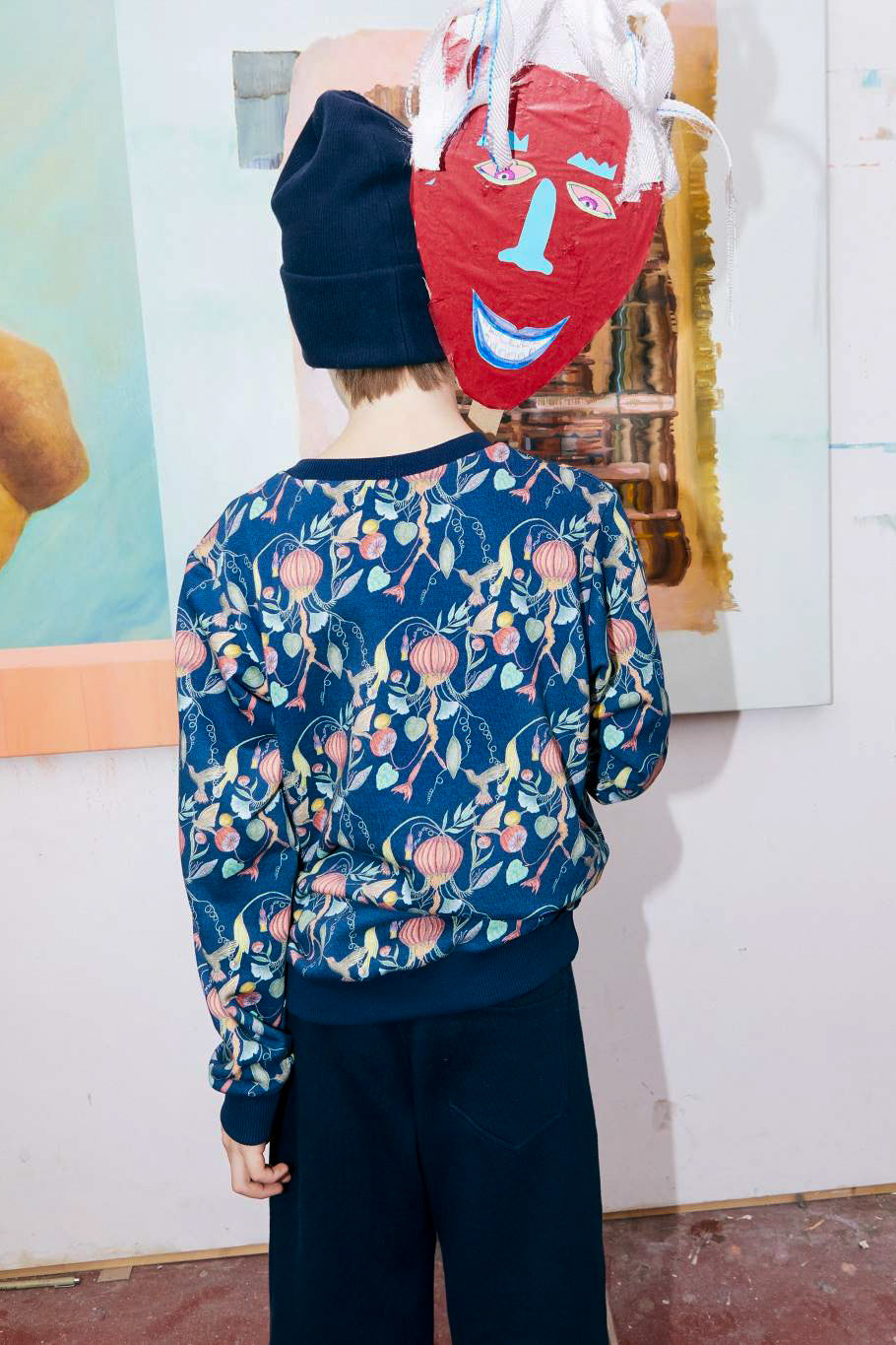 Kids unisex organic cotton sweatshirt.