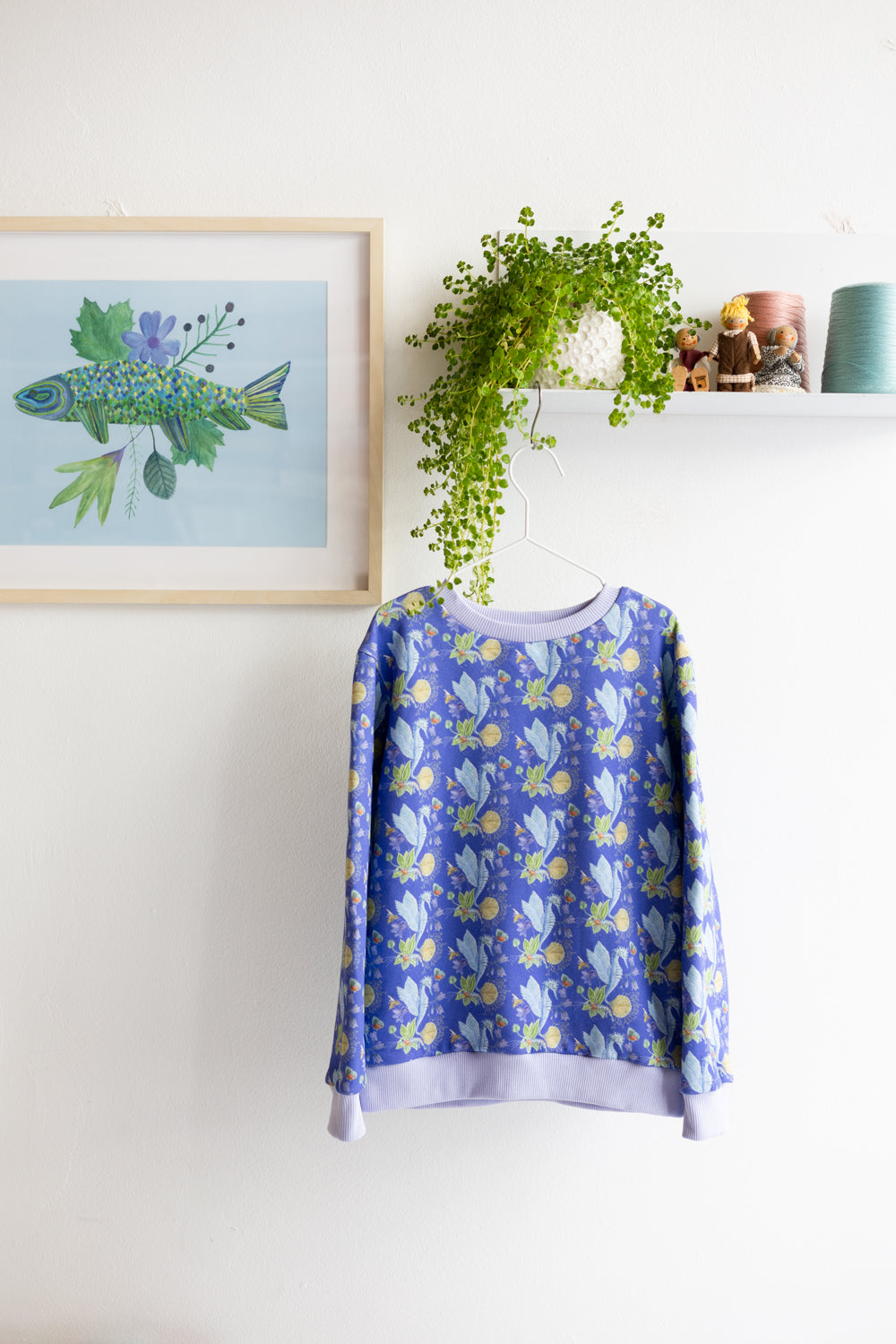 Kids unisex organic cotton sweatshirt.