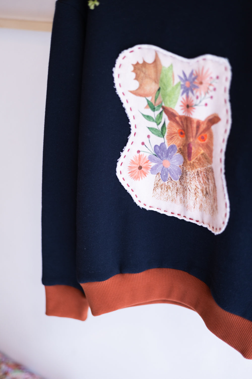 Kids unisex organic cotton sweatshirt.