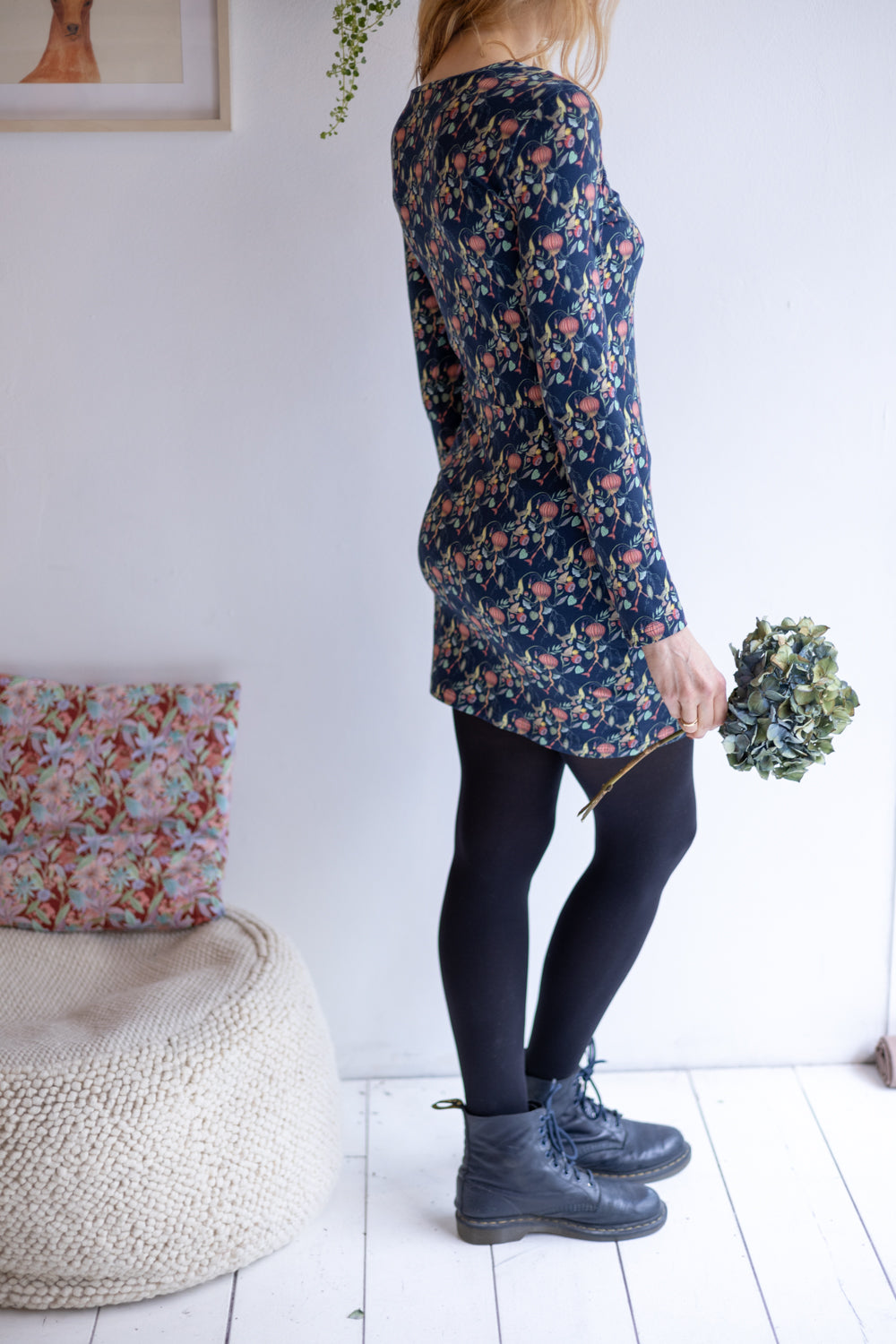 Women organic cotton stretch jersey fitted dress.