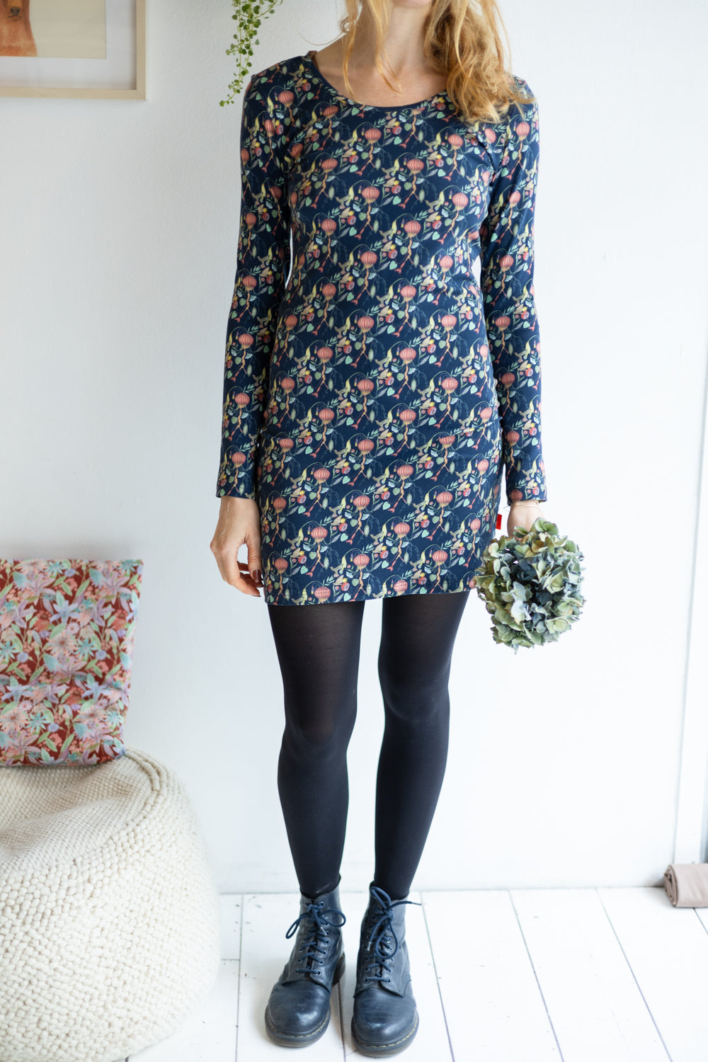 Women organic cotton stretch jersey fitted dress.