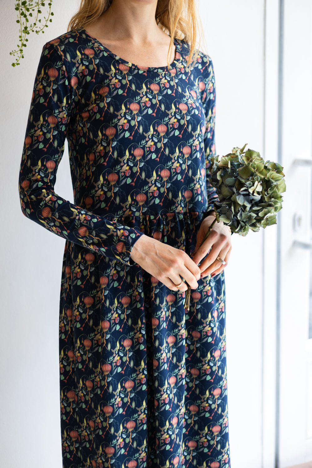 Women organic cotton stretch jersey long dress.