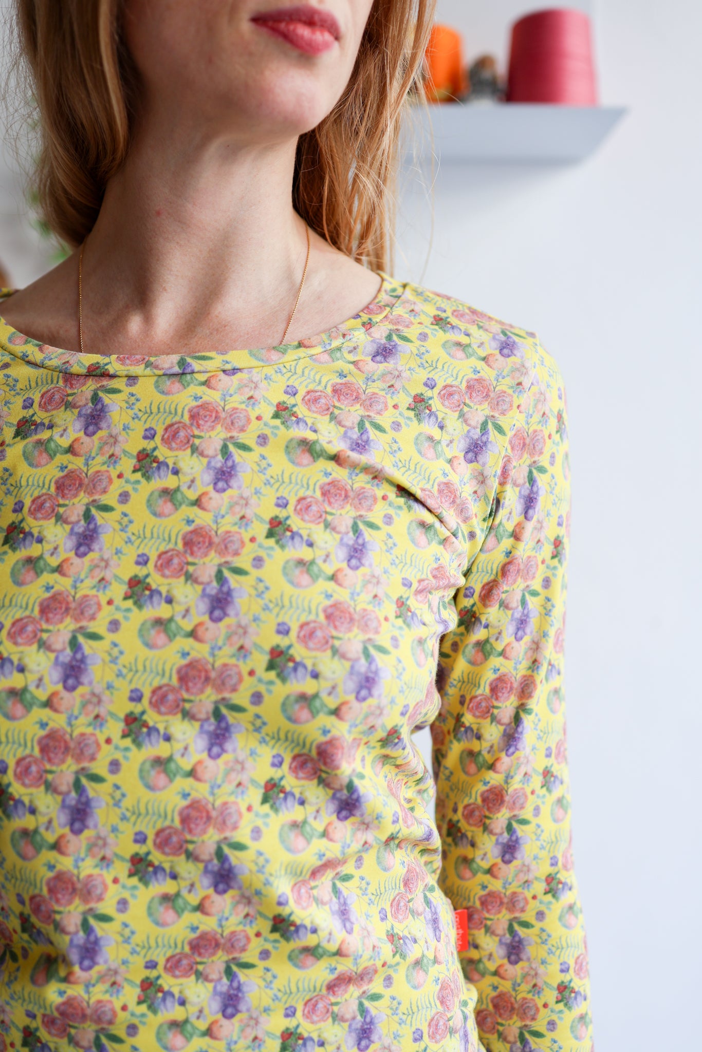 Organic cotton stretch jersey long sleeve women t-shirt.