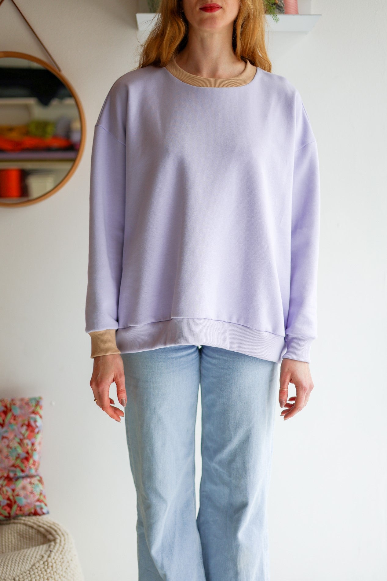 Women organic cotton round neck oversized sweatshirt.