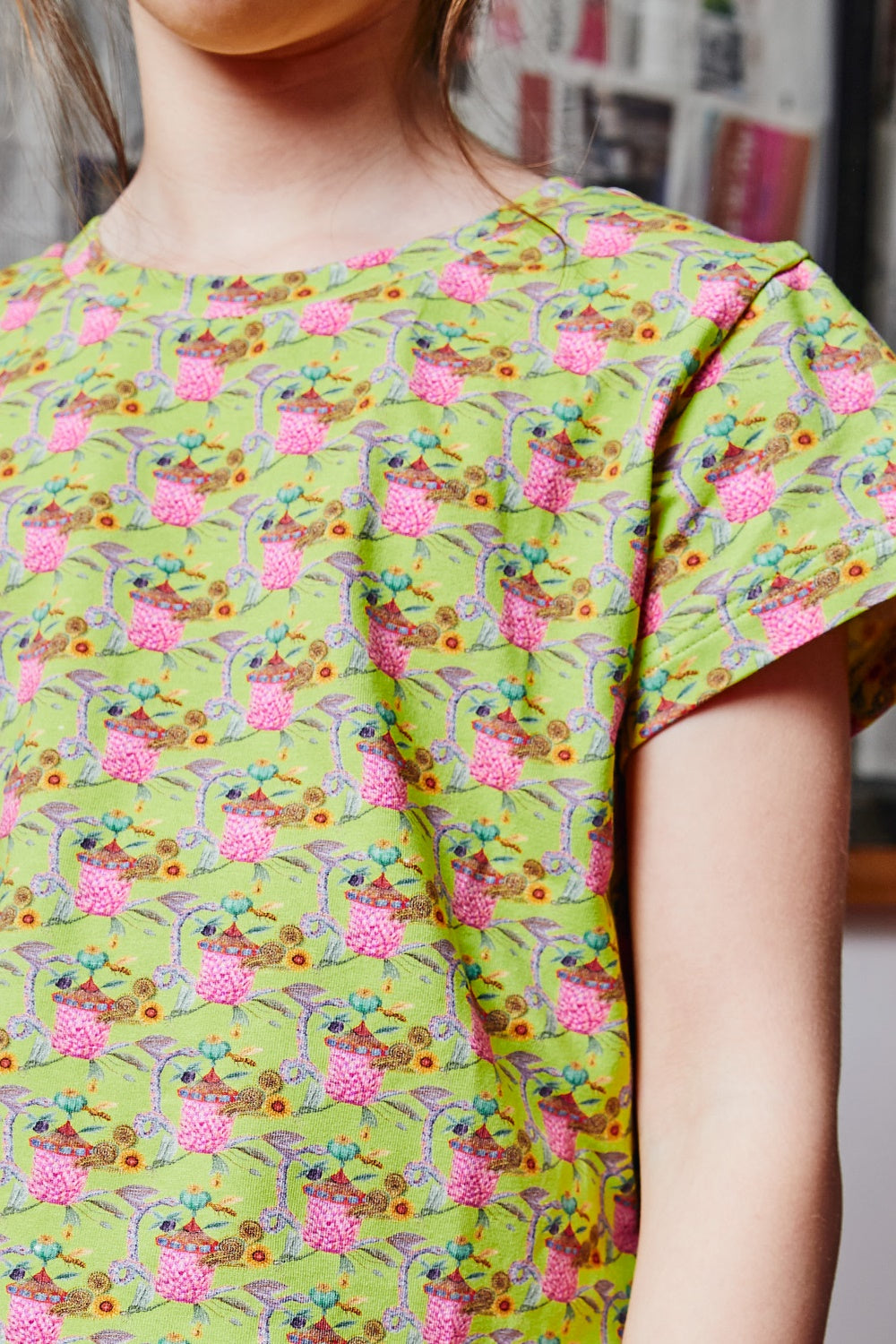 Girls organic cotton stretch jersey t-shirt.