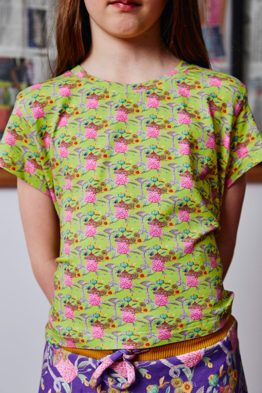 Girls organic cotton stretch jersey t-shirt.