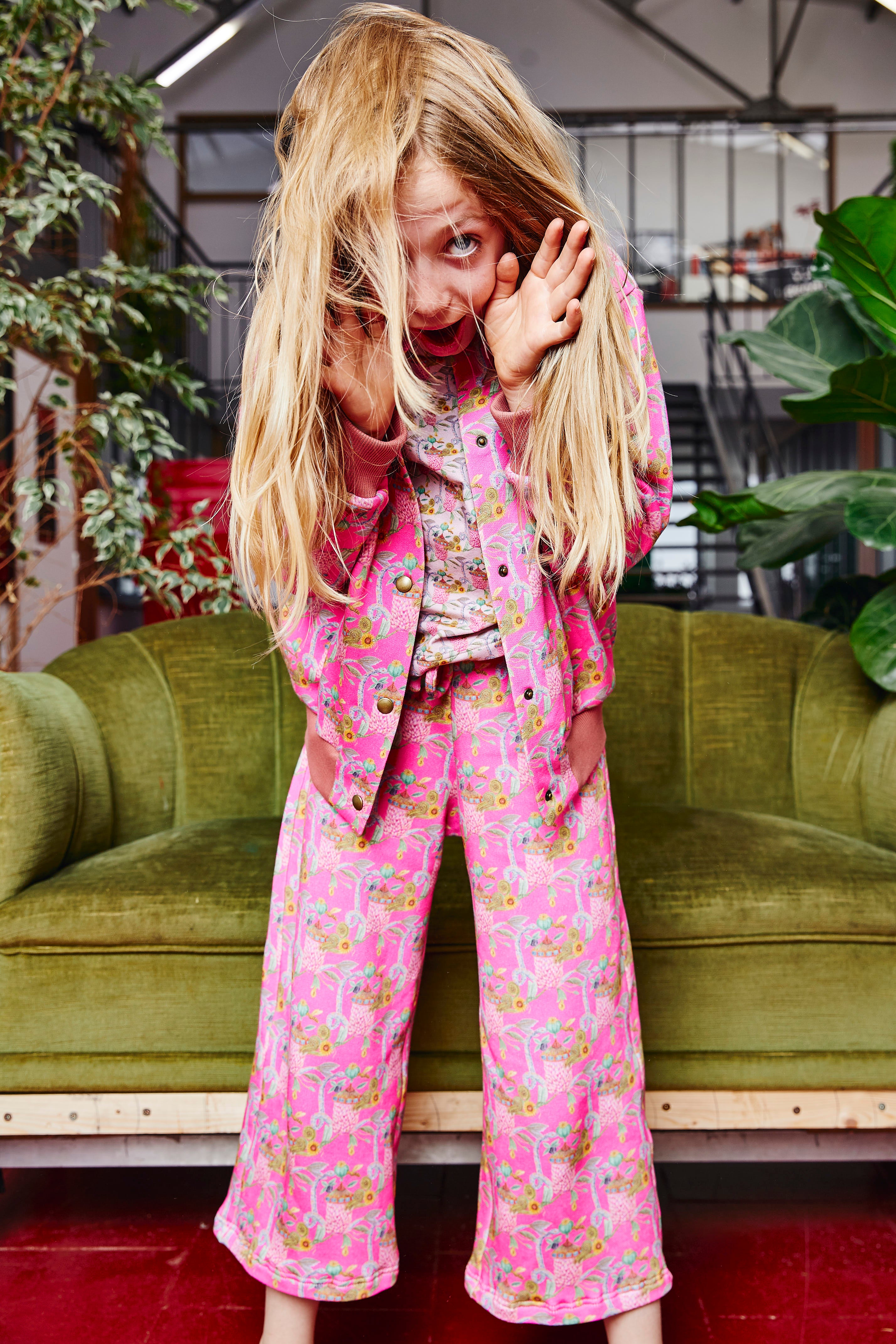 Kids organic cotton sweat pants.