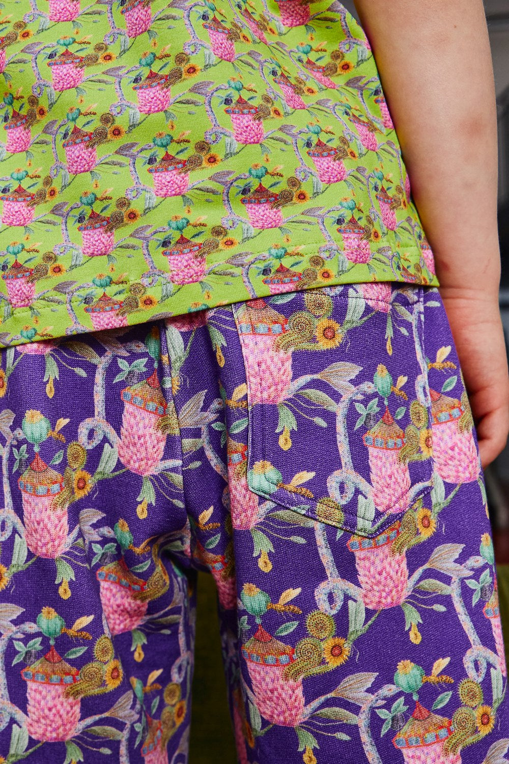 Kids organic cotton sweat pants.