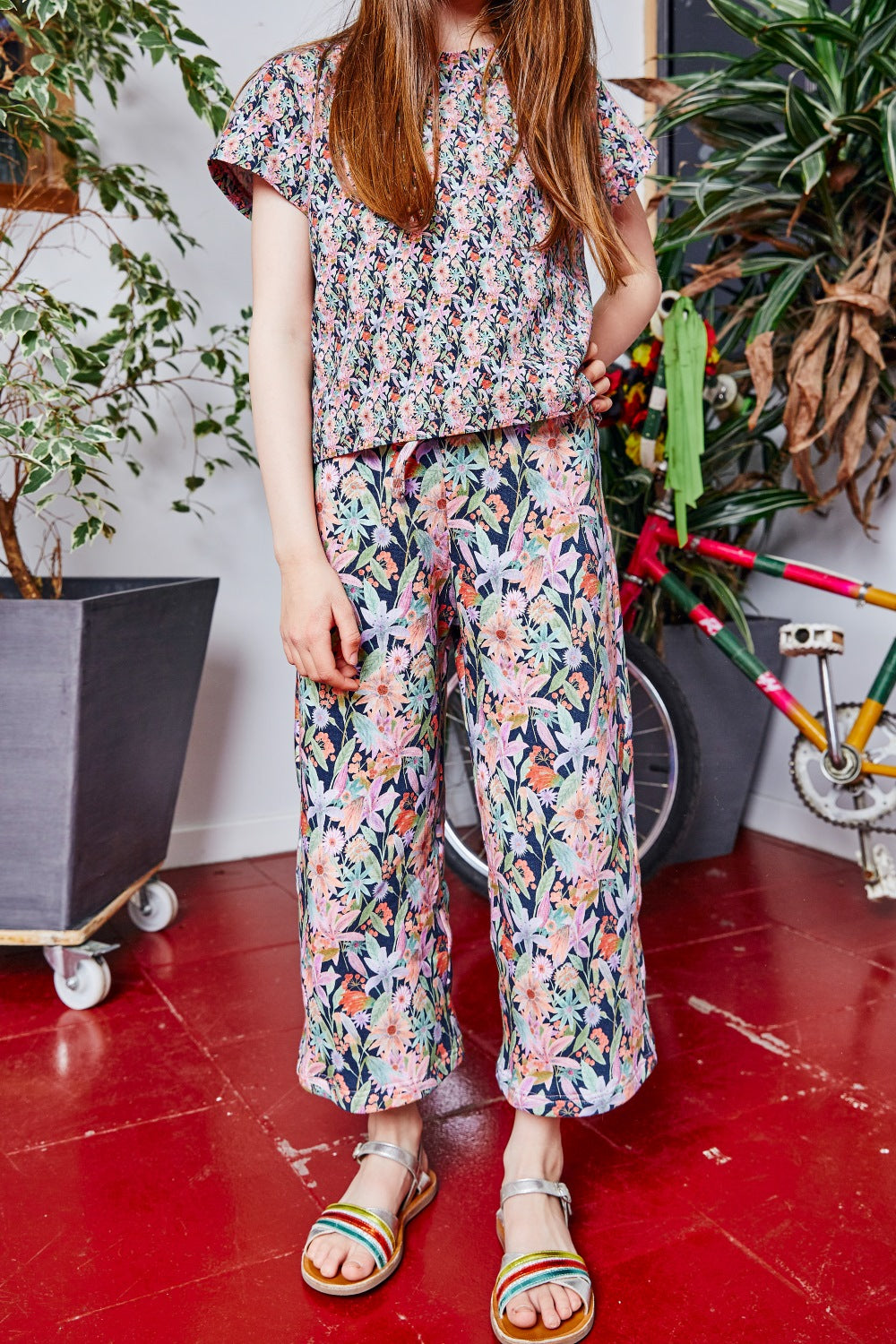 Kids organic cotton sweat pants.