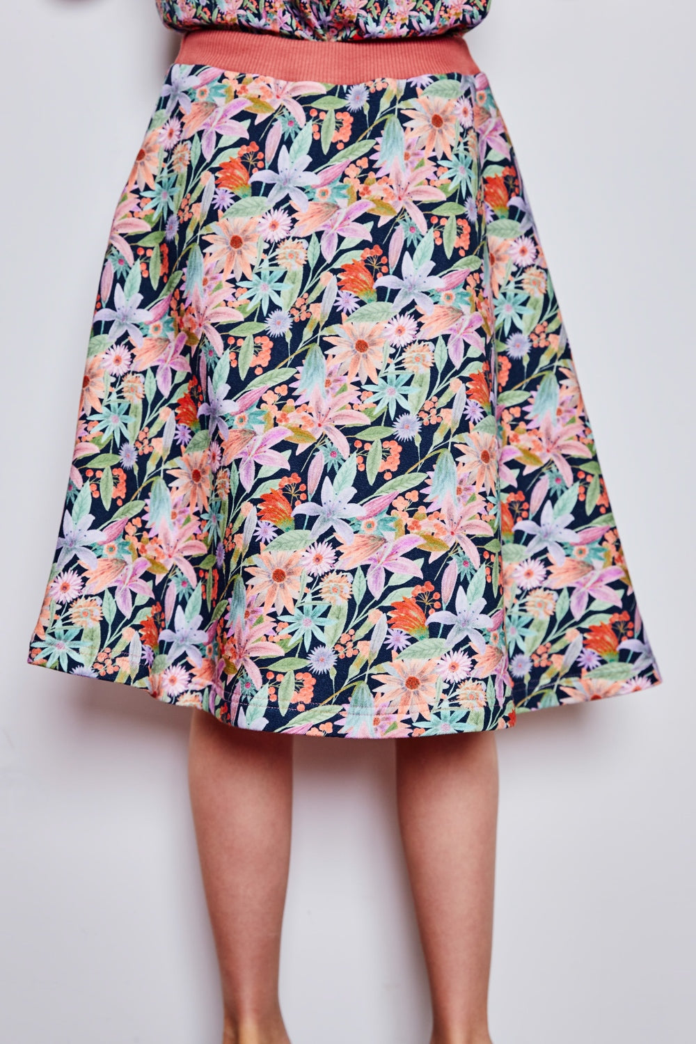 Kids organic cotton sweat flared skirt.