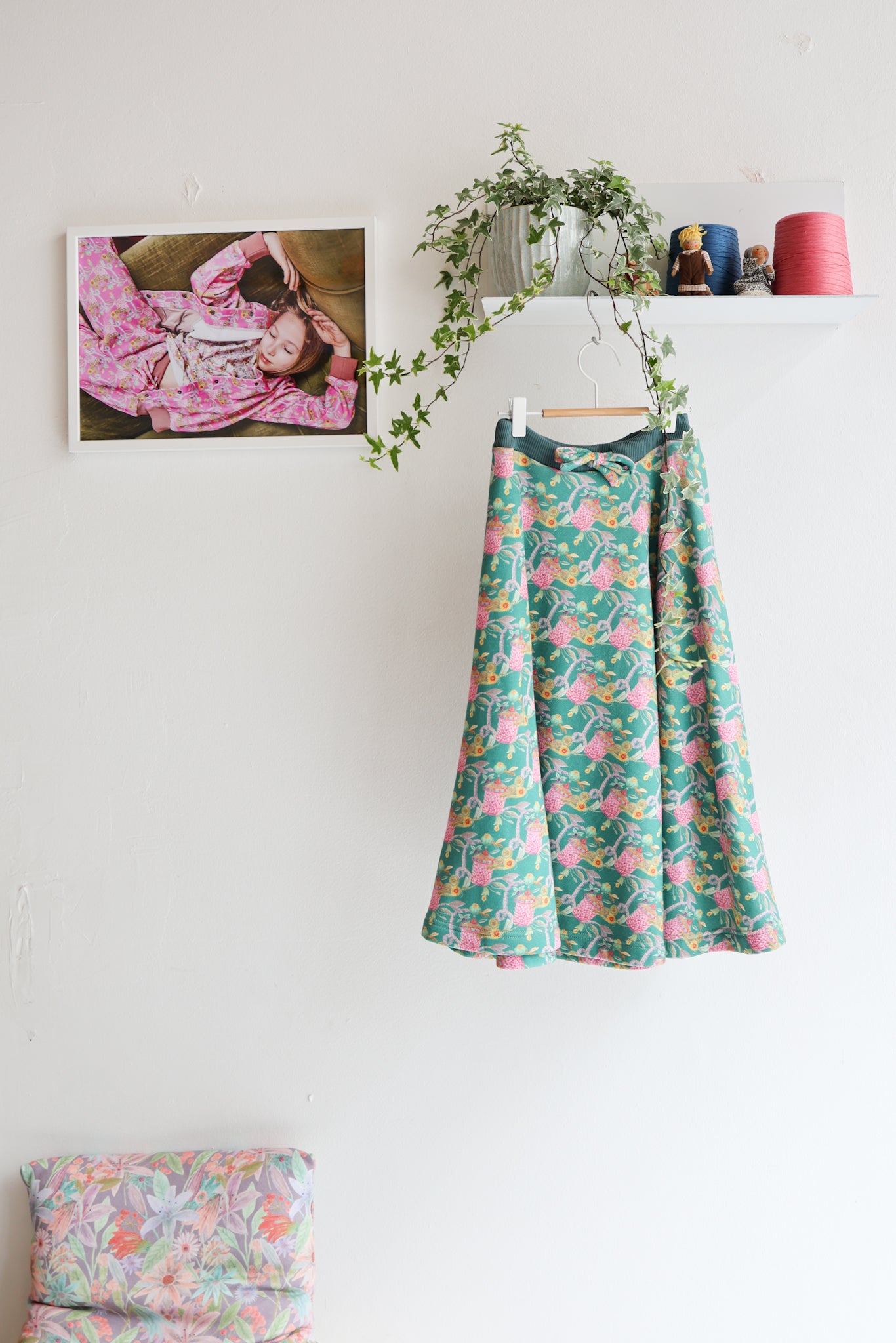 Kids organic cotton sweat flared skirt.
