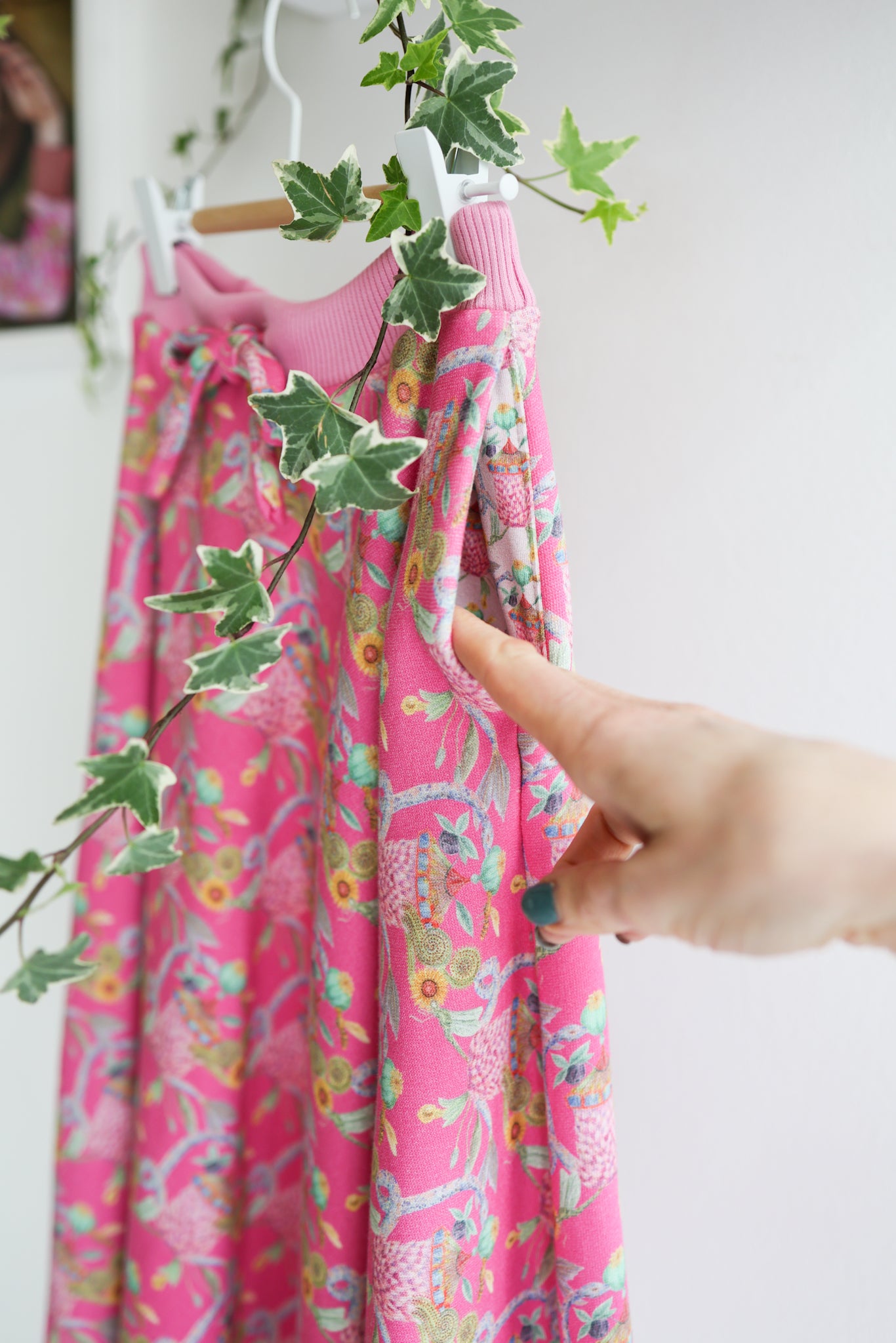 Kids organic cotton sweat flared skirt.