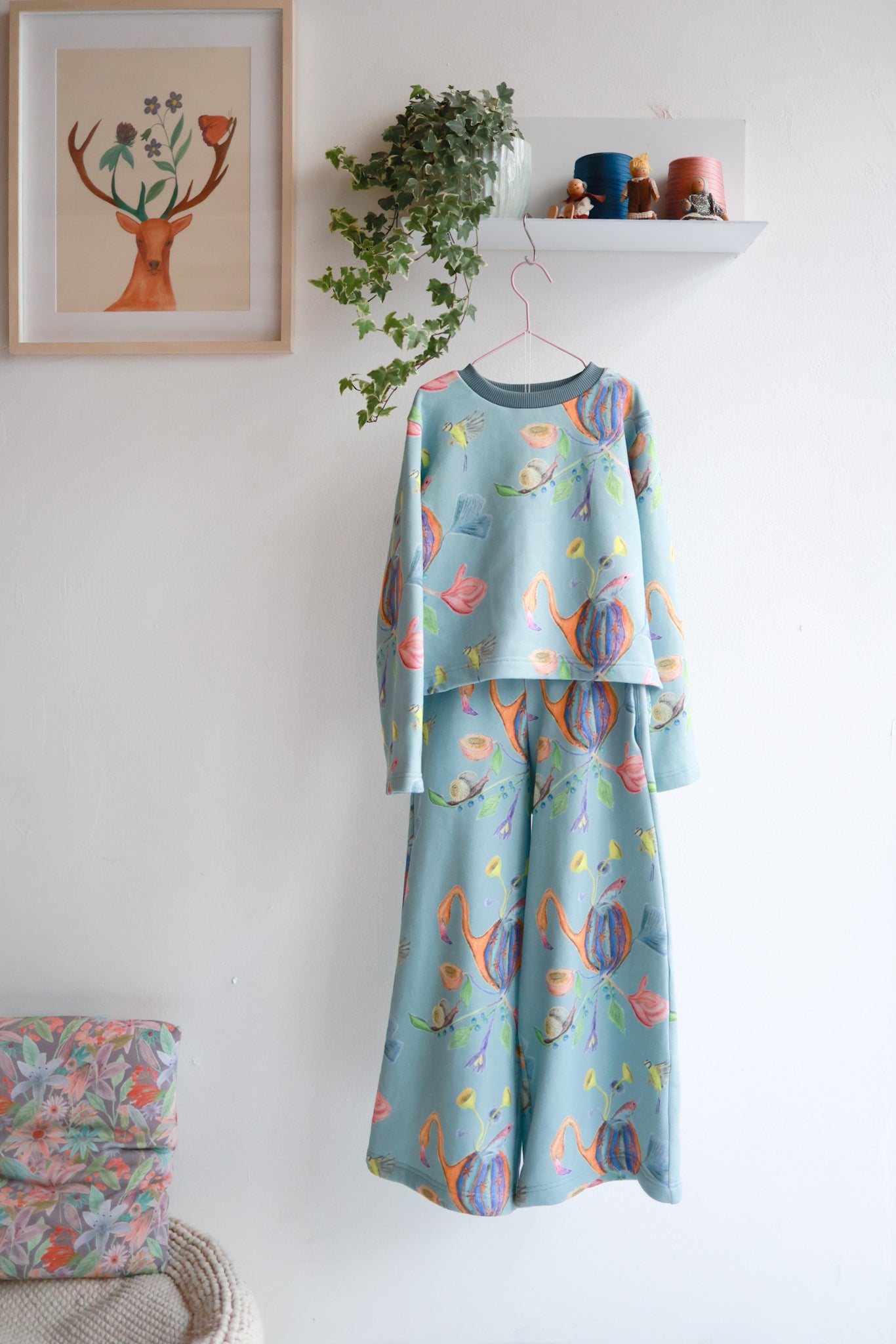 Organic cotton extra wide kids pants and sweatshirt.