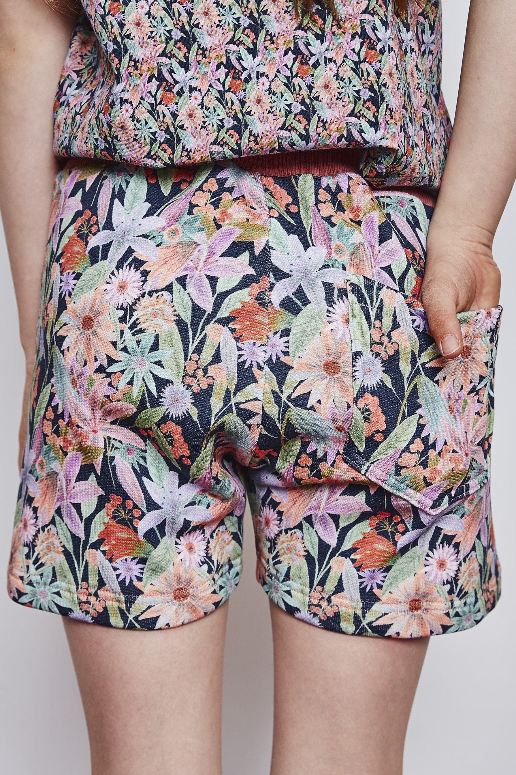 Organic cotton sweat kids shorts.