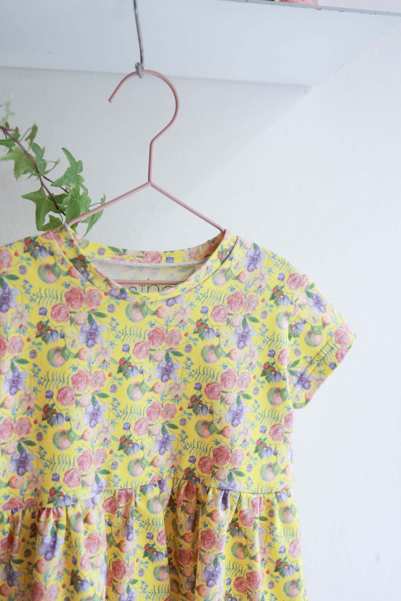 Organic cotton stretch jersey babies slip dress.