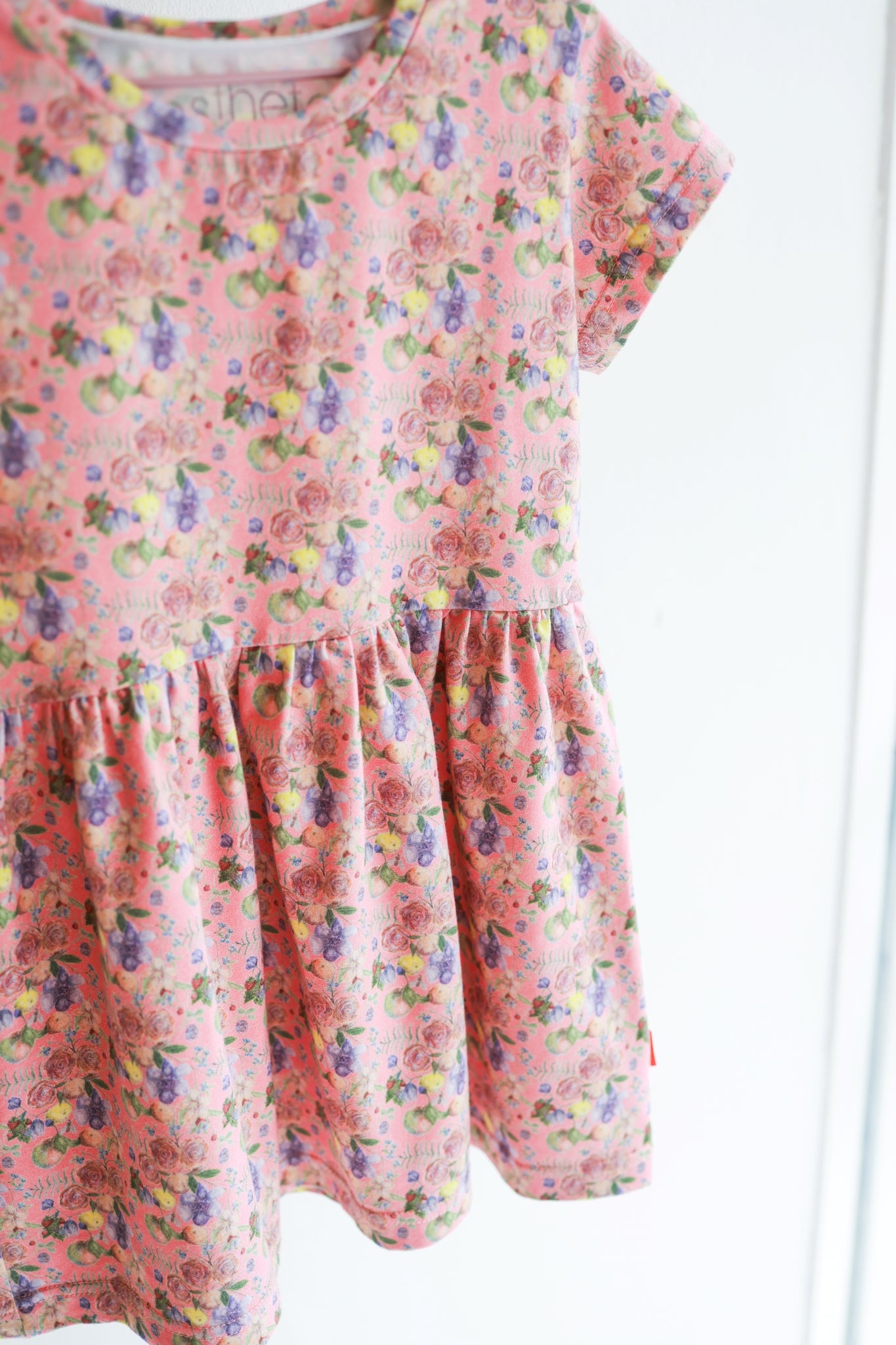 Organic cotton stretch jersey babies slip dress.