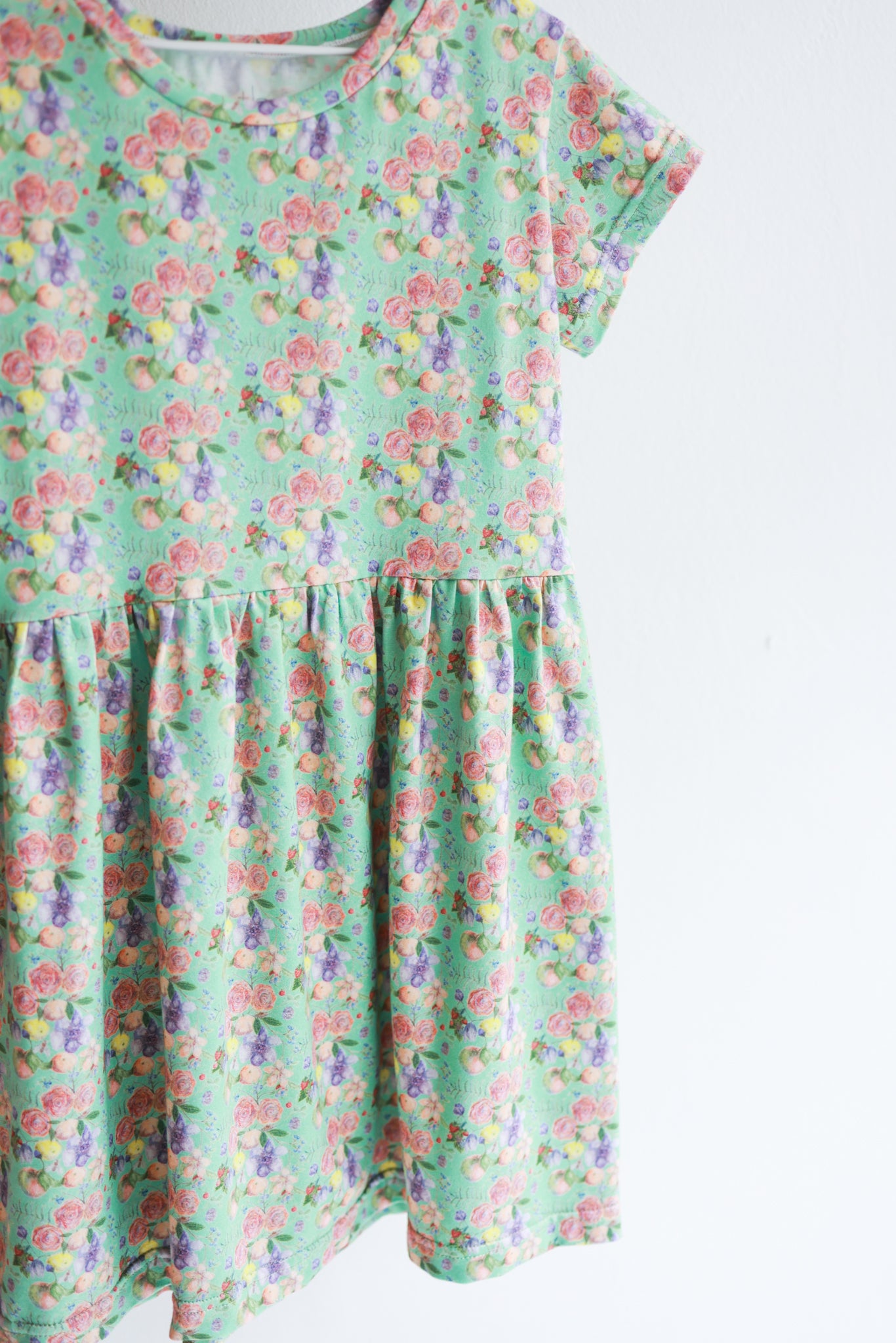 Organic cotton stretch jersey kids slip dress.