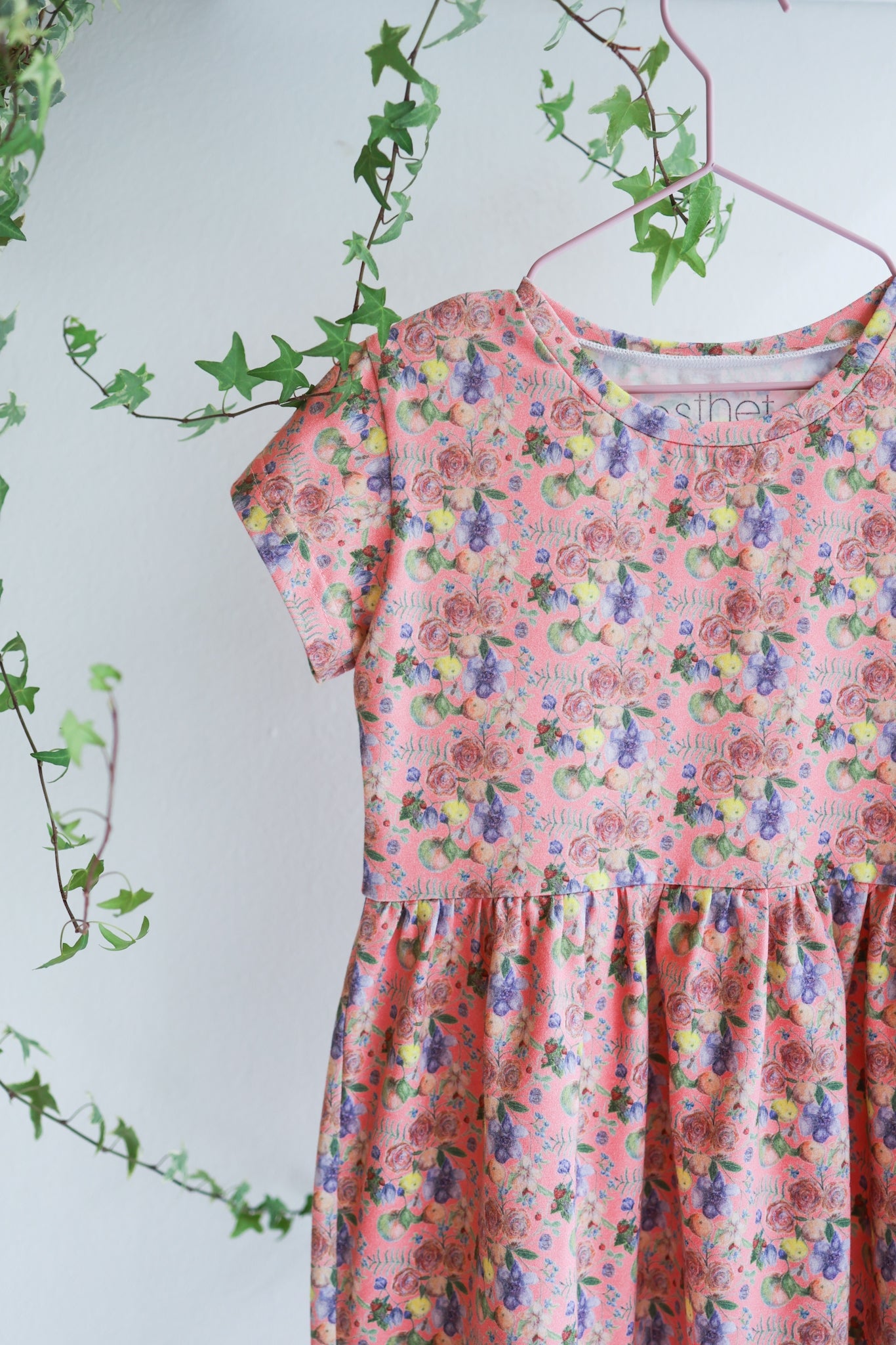 Organic cotton stretch jersey kids slip dress.