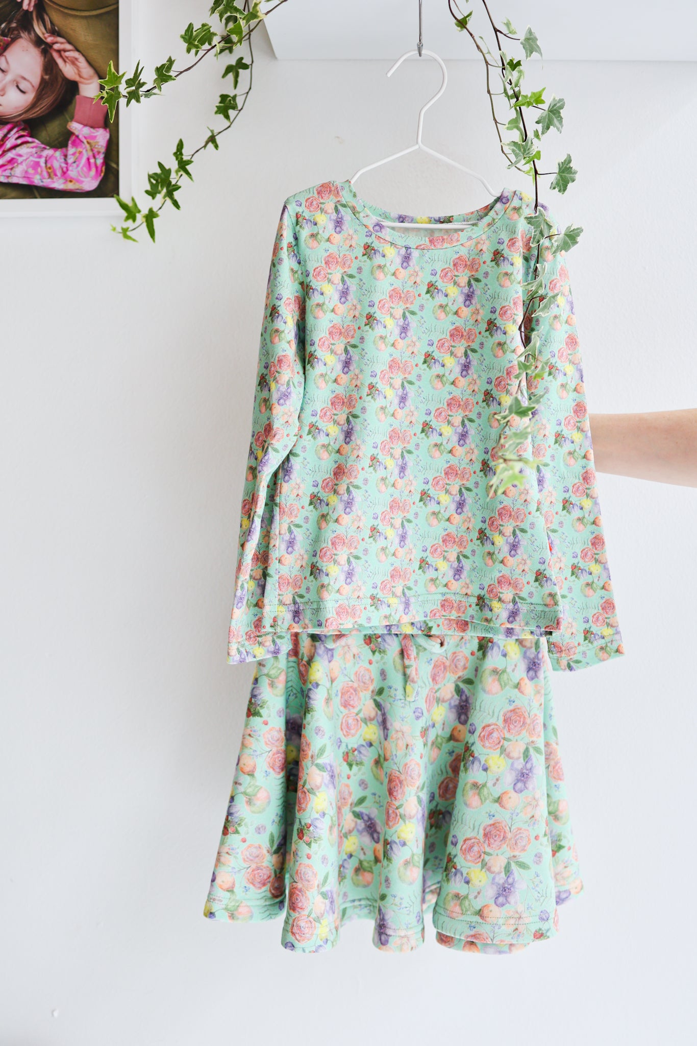 Kids organic cotton long sleeve t-shirt and skirt.