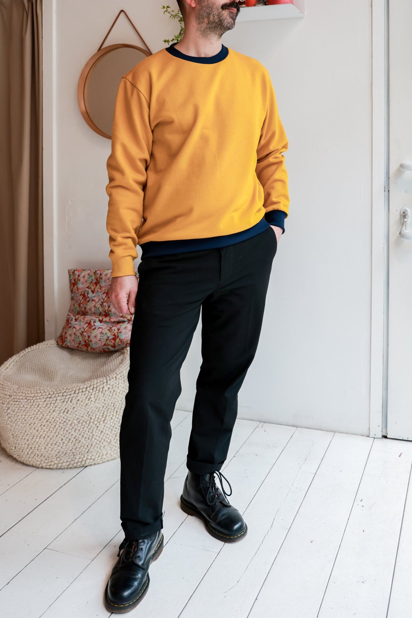 Men organic cotton sweatshirt.