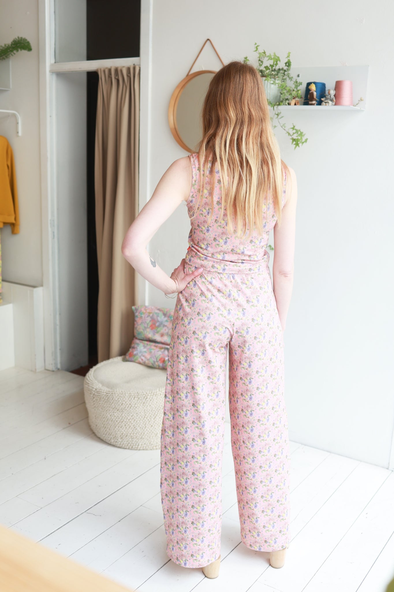 Women organic cotton stretch jersey high waisted comfy pants.