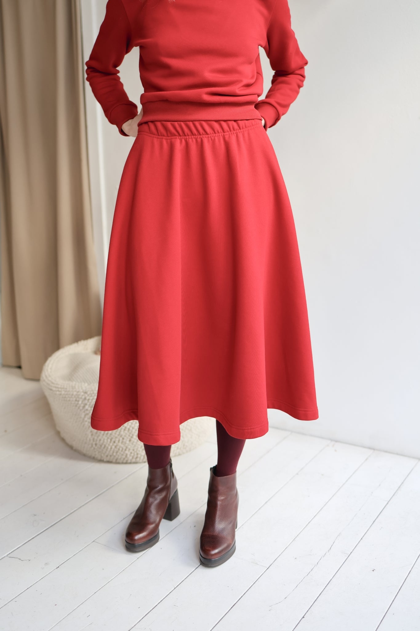 Women organic cotton sweat flared long skirt.