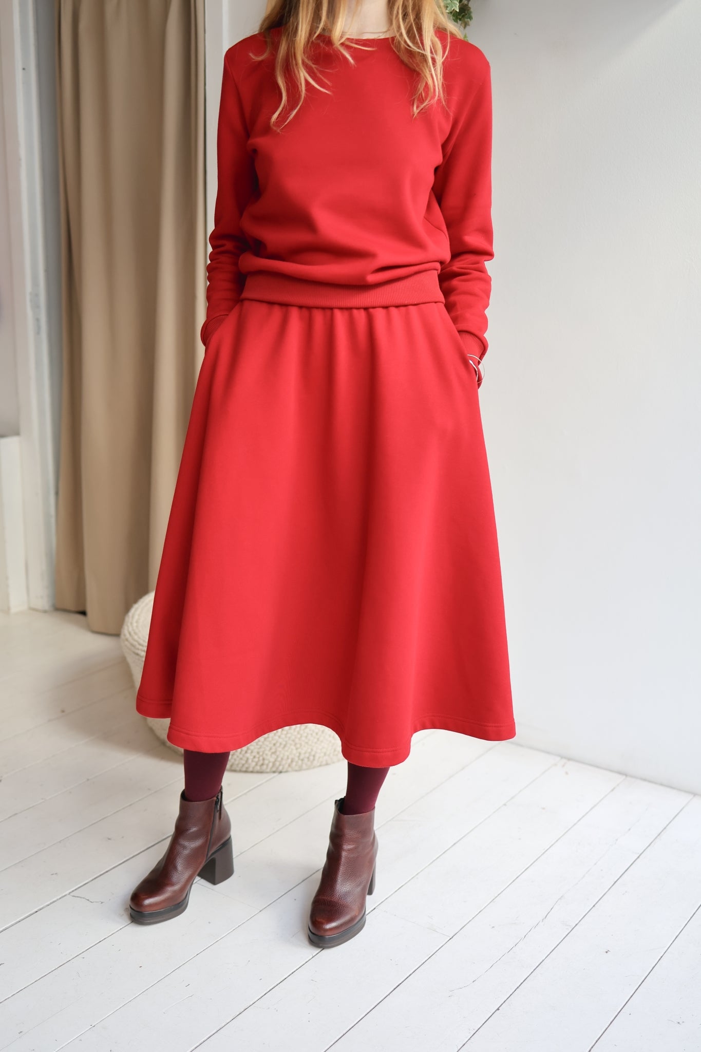 Women organic cotton sweat flared long skirt.